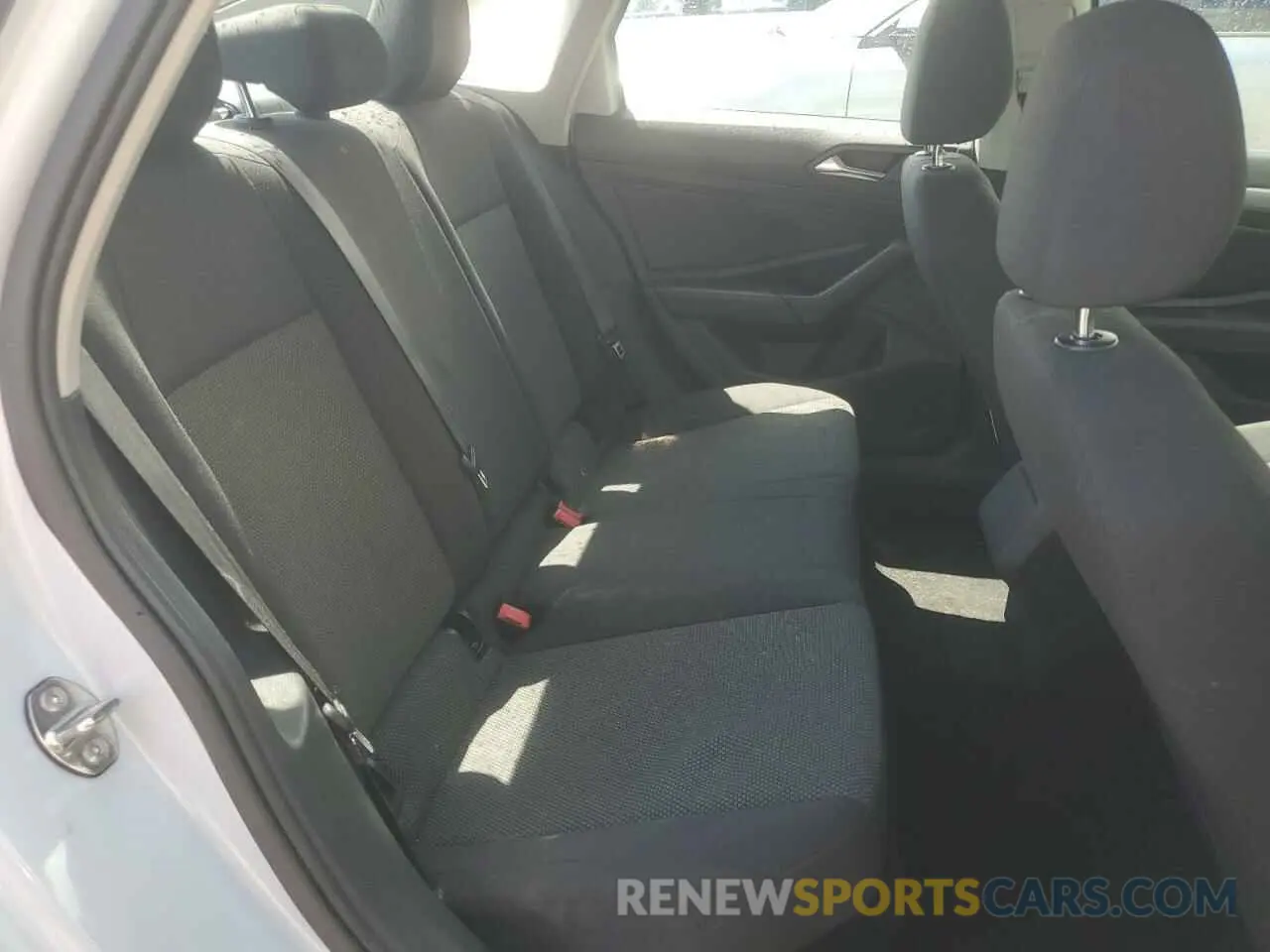 10 Фотография поврежденного автомобиля 3VWC57BU8KM018640 VOLKSWAGEN JETTA 2019