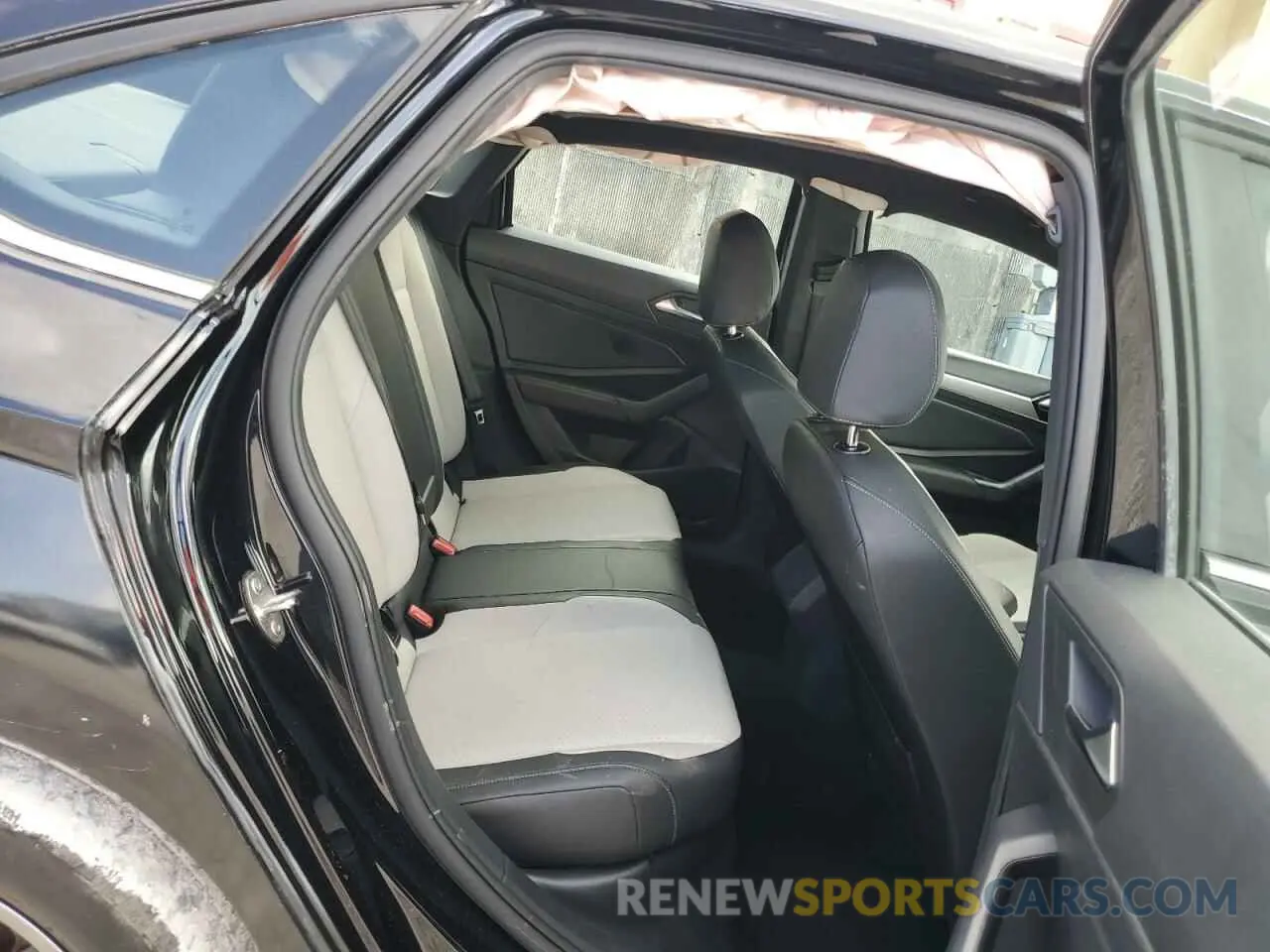10 Photograph of a damaged car 3VWC57BU8KM058975 VOLKSWAGEN JETTA 2019