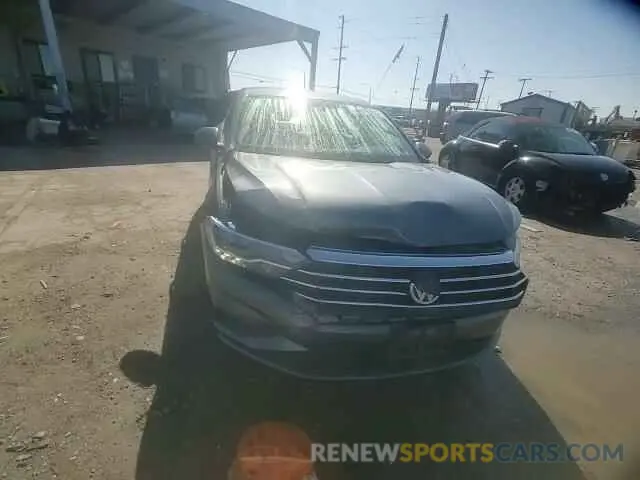 11 Photograph of a damaged car 3VWC57BU8KM068986 VOLKSWAGEN JETTA 2019