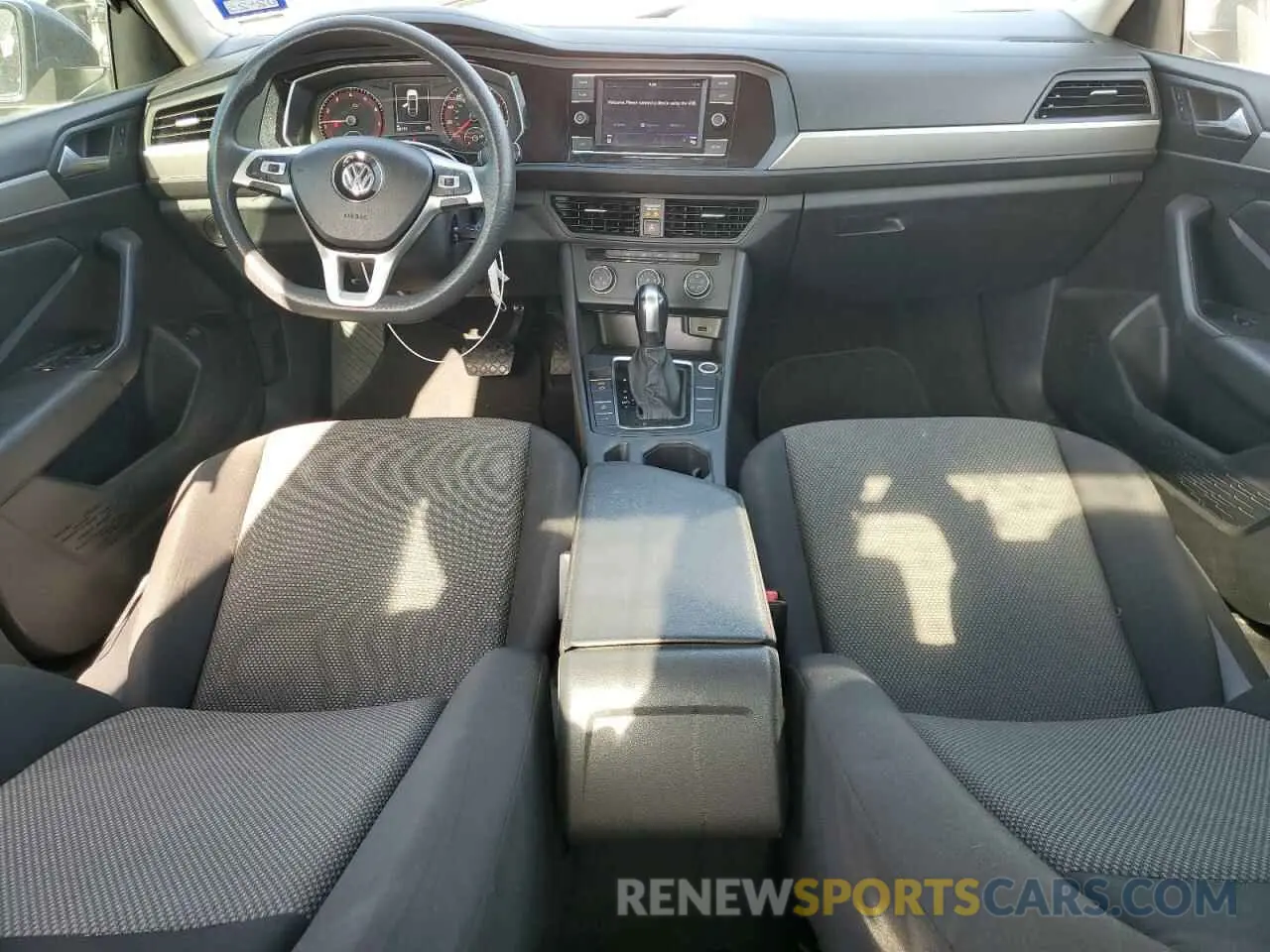 8 Photograph of a damaged car 3VWC57BU8KM082855 VOLKSWAGEN JETTA 2019