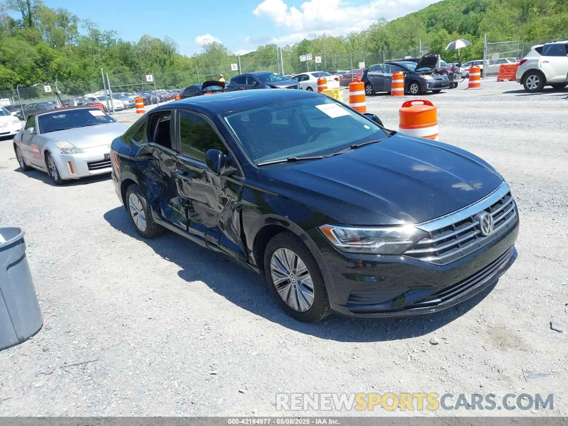 1 Photograph of a damaged car 3VWC57BU8KM090633 VOLKSWAGEN JETTA 2019