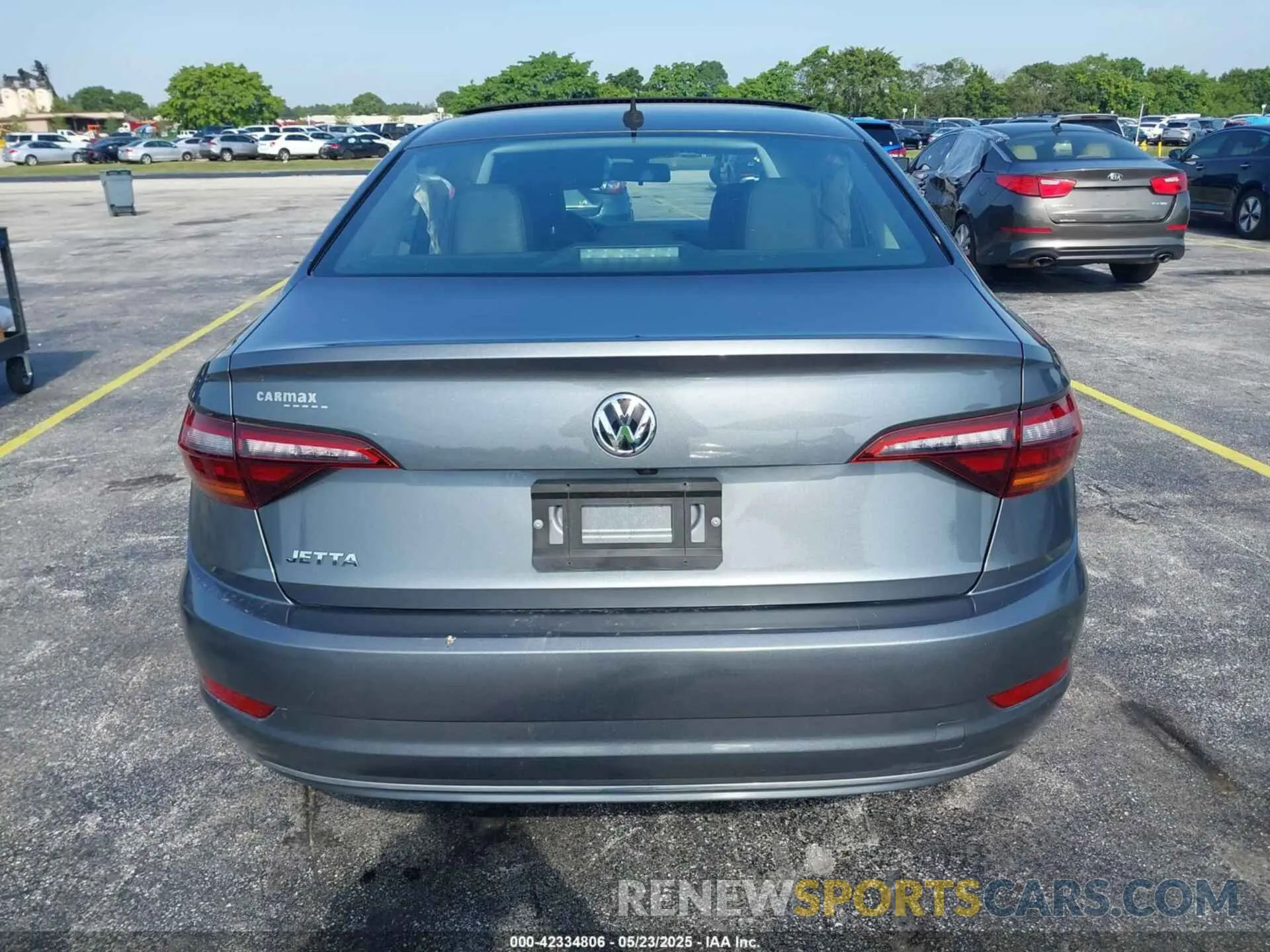 16 Photograph of a damaged car 3VWC57BU8KM120682 VOLKSWAGEN JETTA 2019