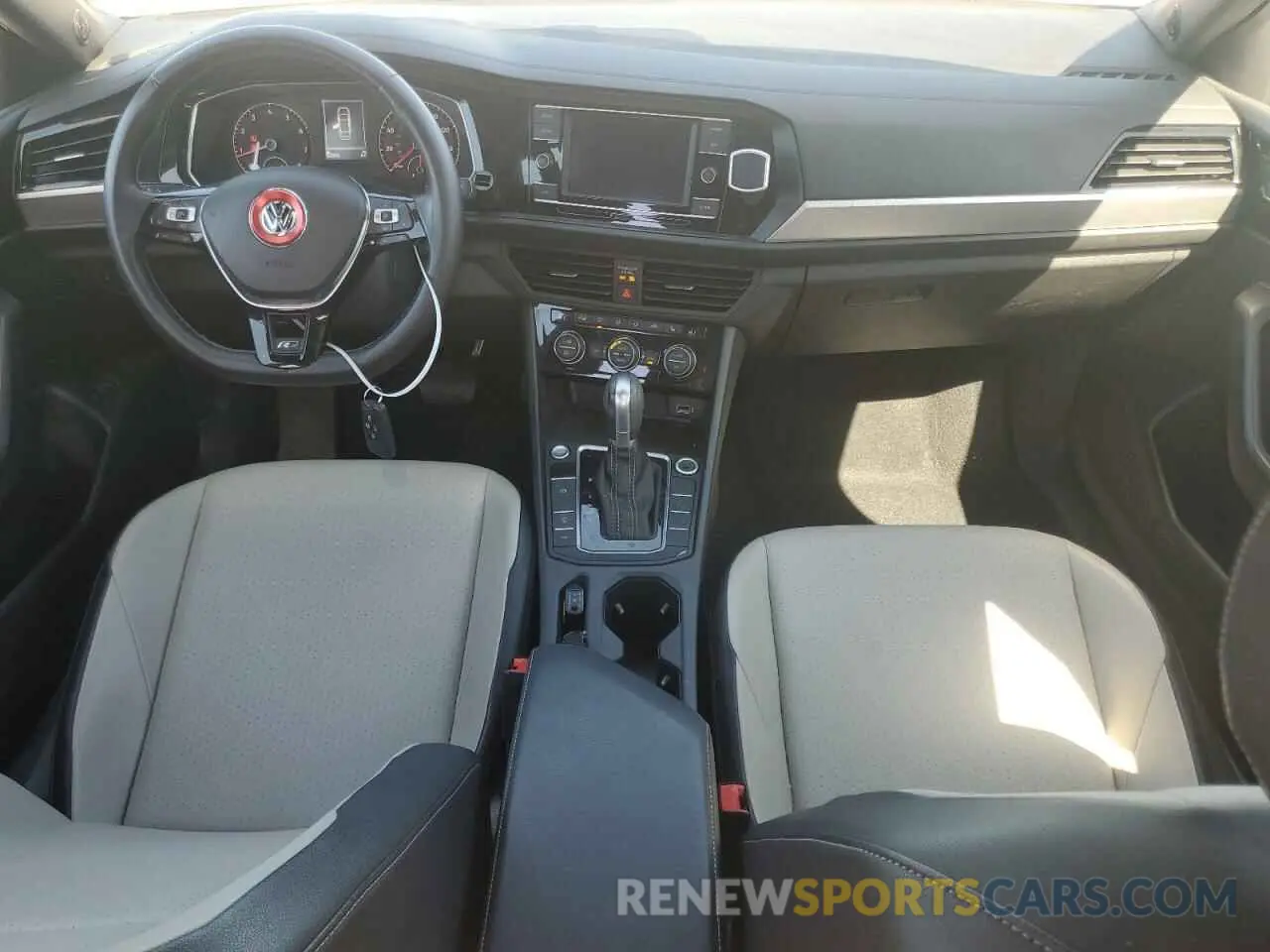 8 Photograph of a damaged car 3VWC57BU8KM195236 VOLKSWAGEN JETTA 2019