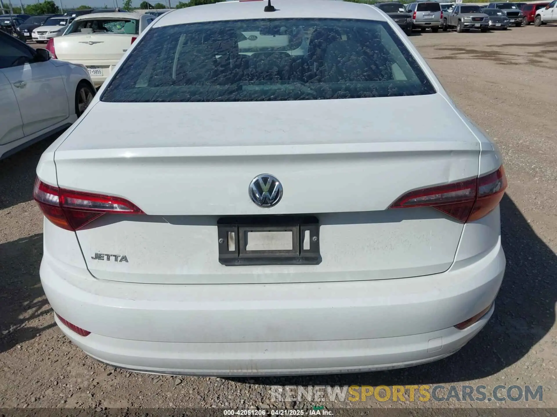 16 Photograph of a damaged car 3VWC57BU9KM105334 VOLKSWAGEN JETTA 2019