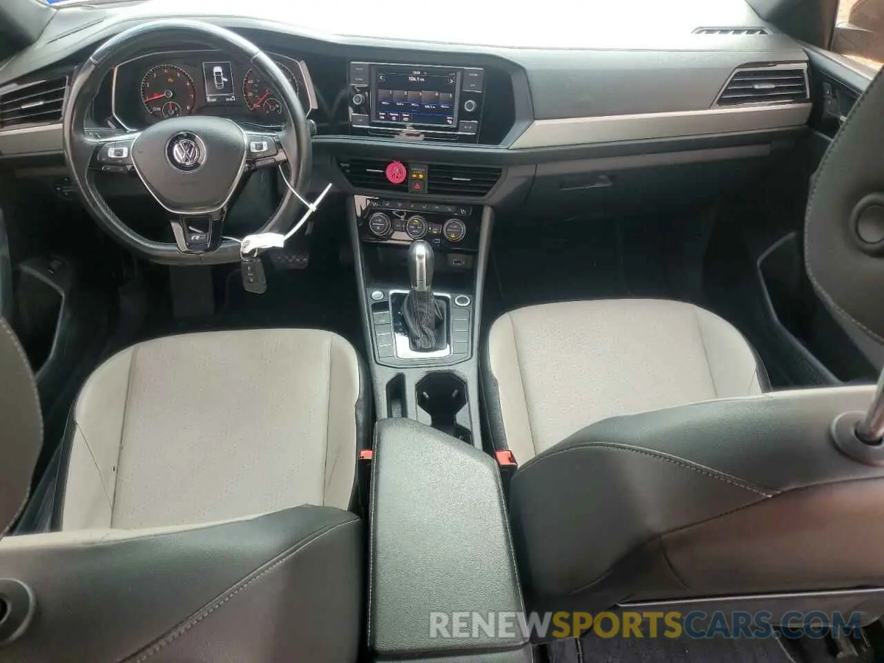 8 Photograph of a damaged car 3VWC57BU9KM118696 VOLKSWAGEN JETTA 2019