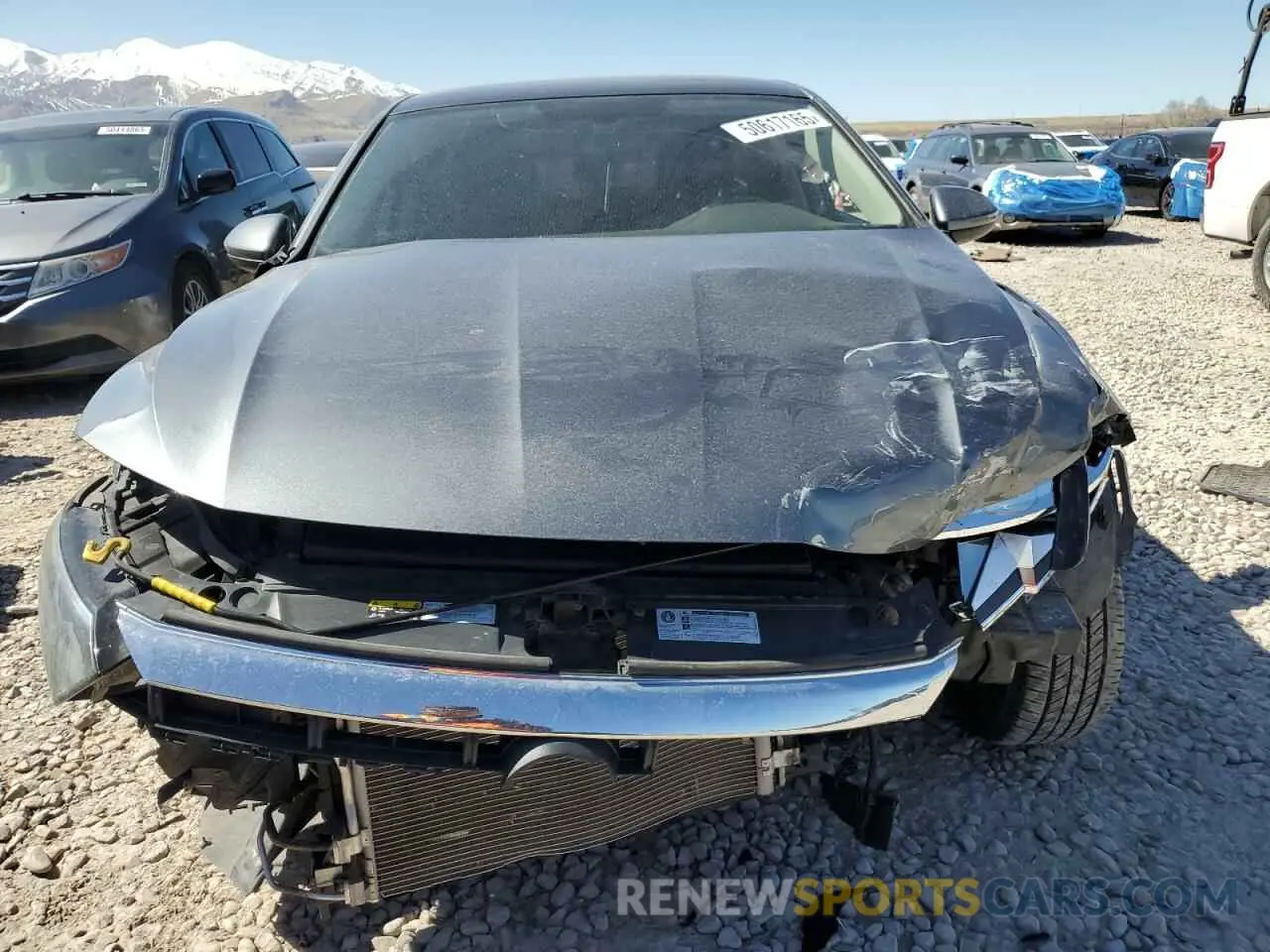 5 Photograph of a damaged car 3VWC57BU9KM150595 VOLKSWAGEN JETTA 2019