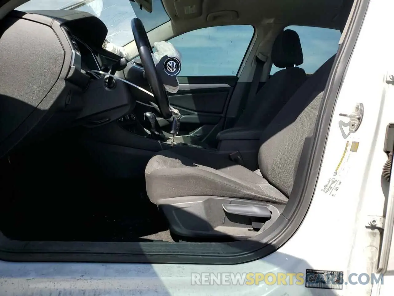 7 Photograph of a damaged car 3VWC57BU9KM171964 VOLKSWAGEN JETTA 2019