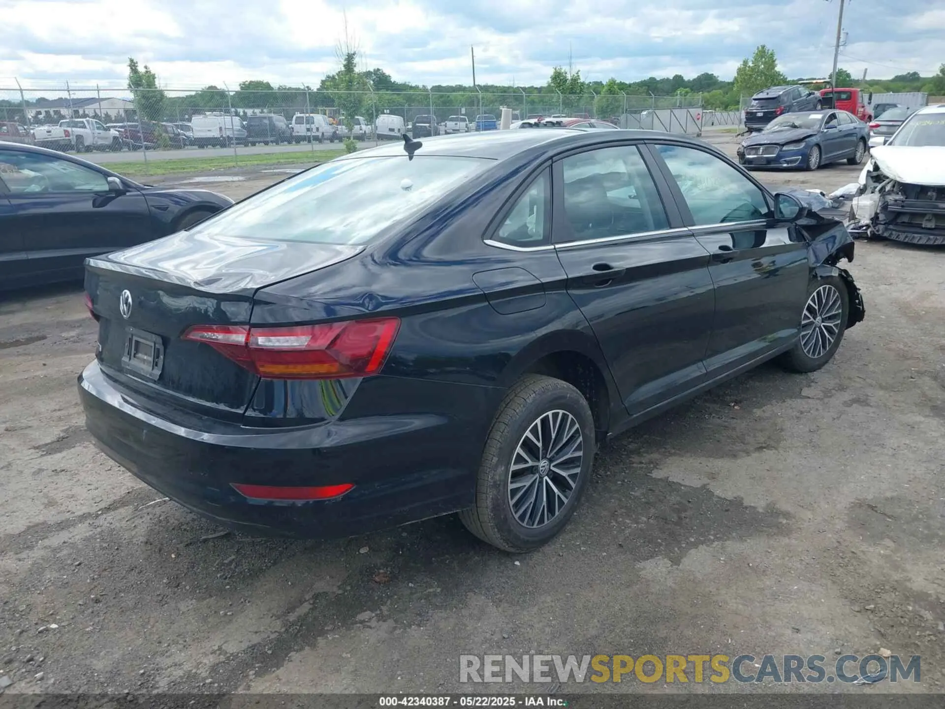 4 Фотография поврежденного автомобиля 3VWC57BU9KM261602 VOLKSWAGEN JETTA 2019