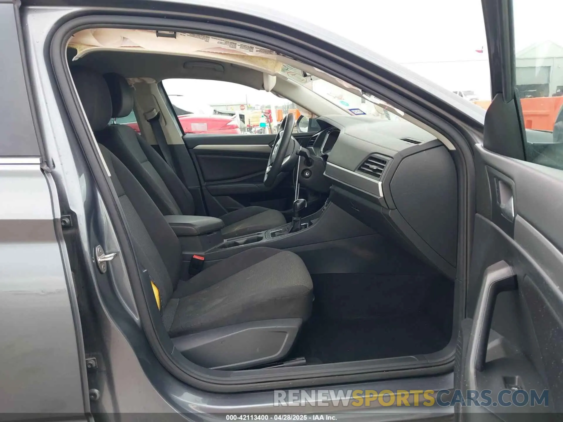5 Photograph of a damaged car 3VWC57BUXKM023161 VOLKSWAGEN JETTA 2019