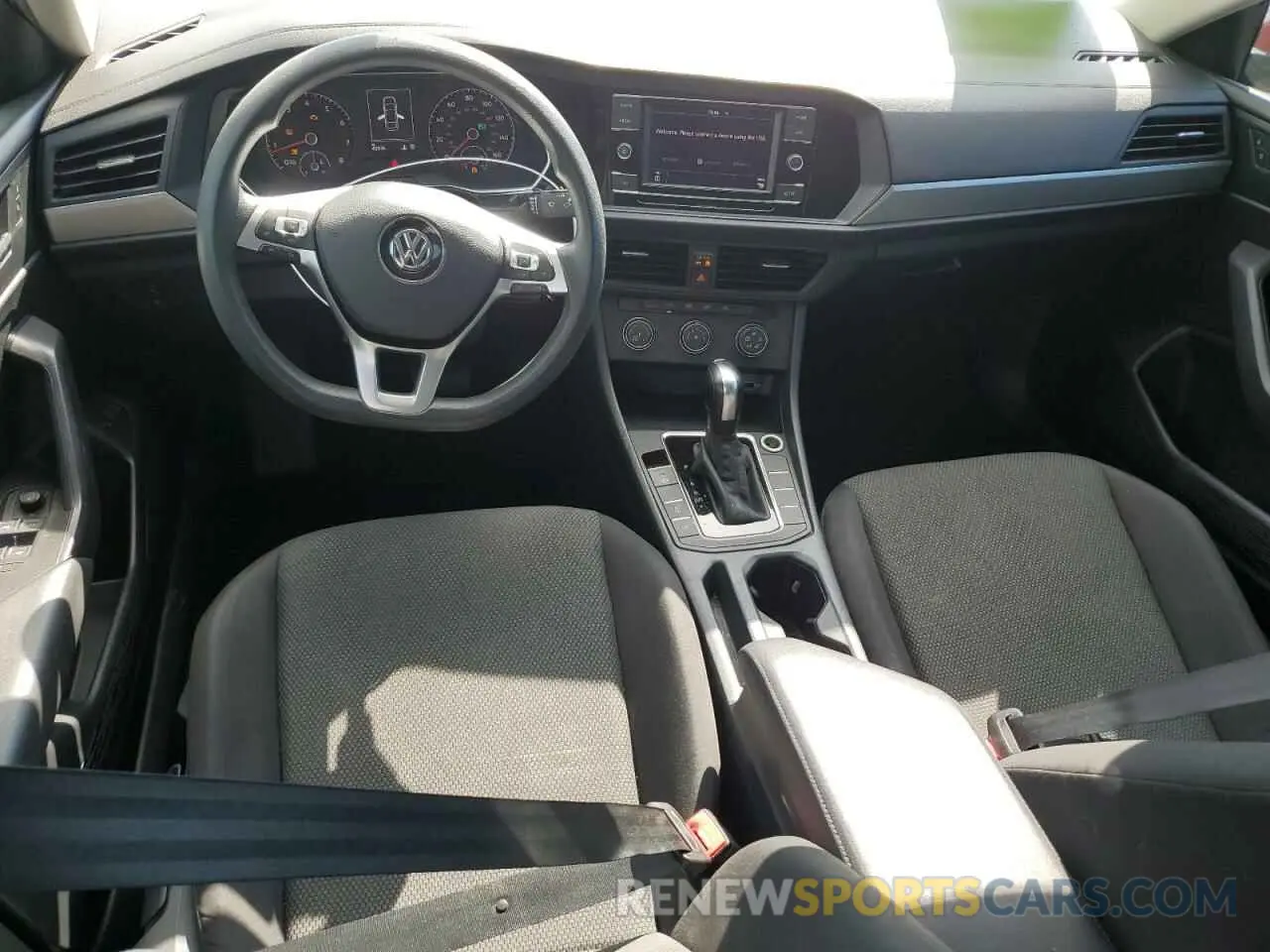 8 Photograph of a damaged car 3VWC57BUXKM054524 VOLKSWAGEN JETTA 2019