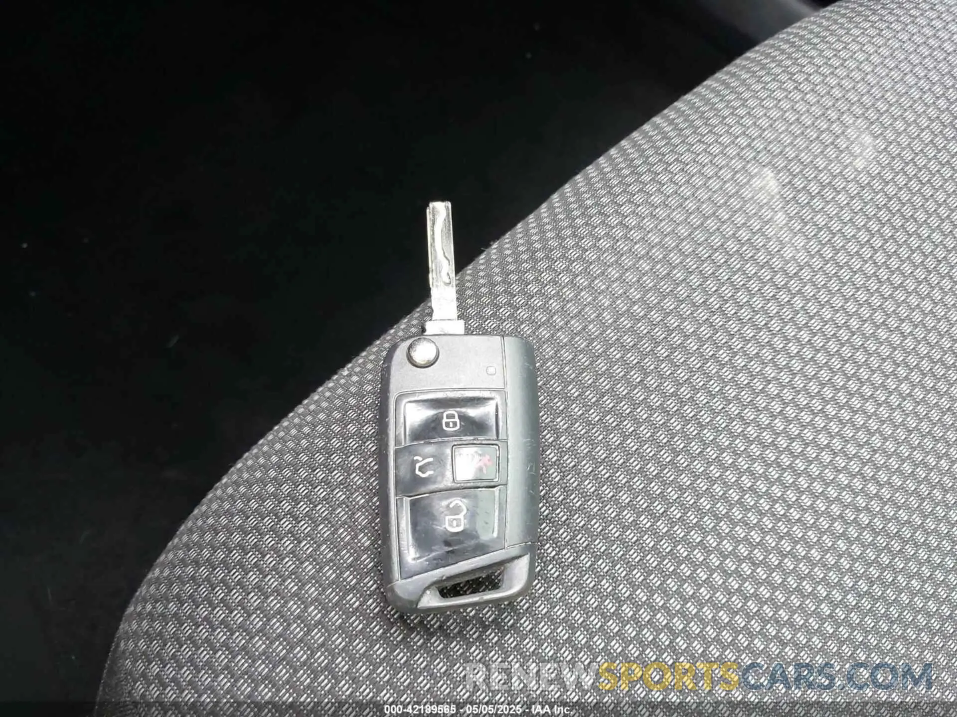11 Photograph of a damaged car 3VWC57BUXKM059741 VOLKSWAGEN JETTA 2019