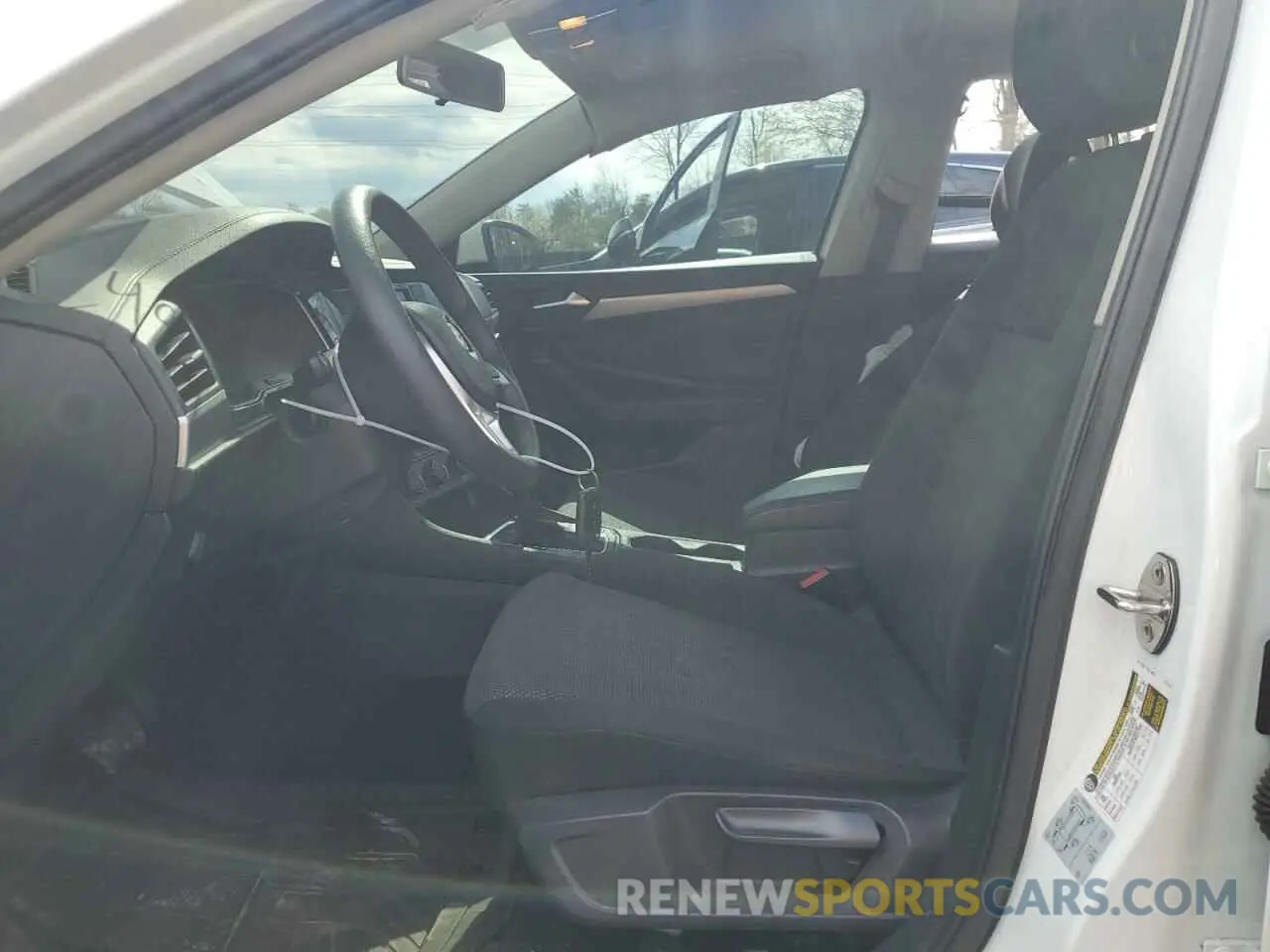 7 Photograph of a damaged car 3VWC57BUXKM171844 VOLKSWAGEN JETTA 2019