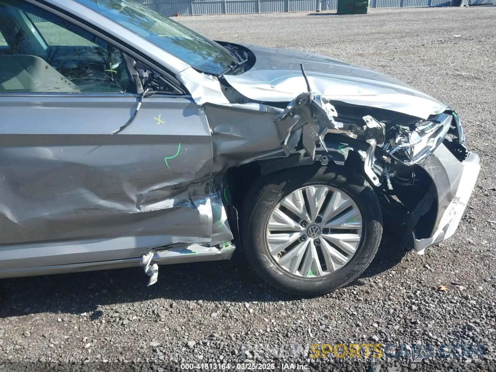 6 Photograph of a damaged car 3VWC57BUXKM242671 VOLKSWAGEN JETTA 2019