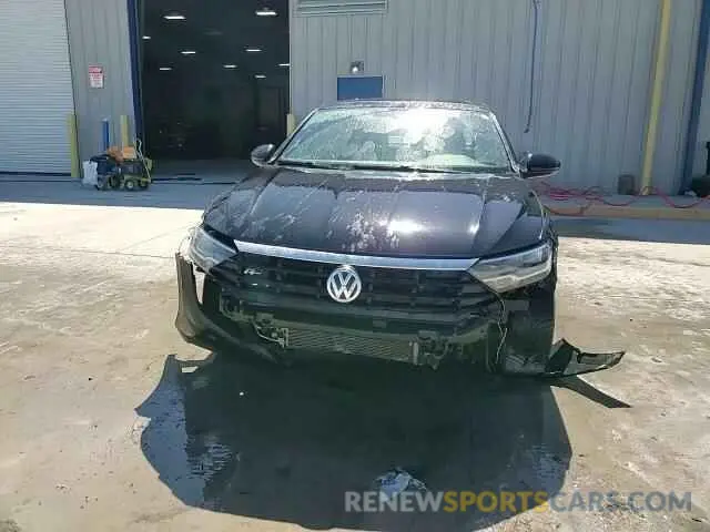 13 Photograph of a damaged car 3VWCB7BU0KM201068 VOLKSWAGEN JETTA 2019