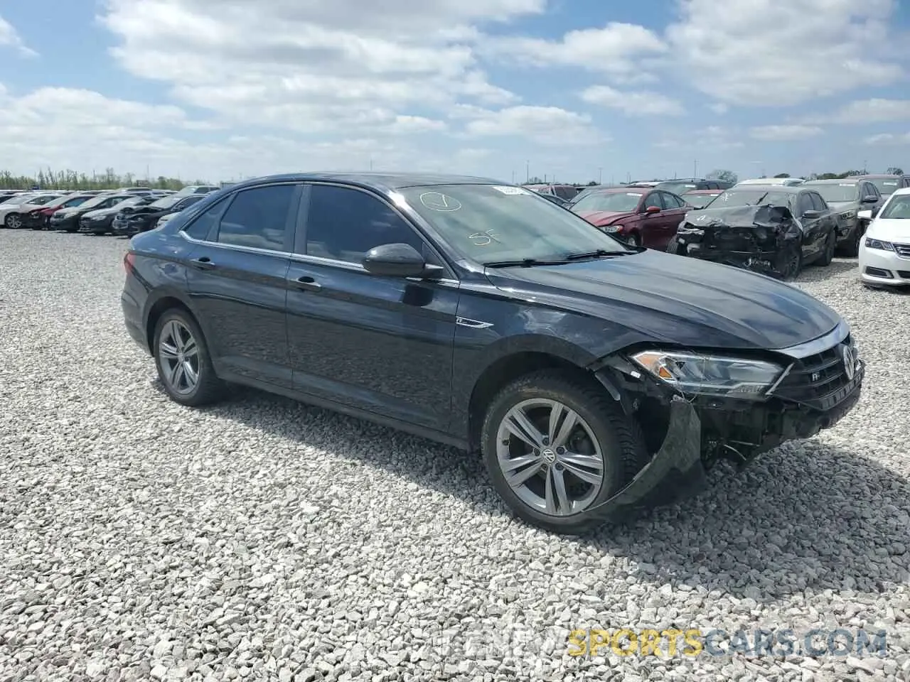 4 Photograph of a damaged car 3VWCB7BU0KM201068 VOLKSWAGEN JETTA 2019
