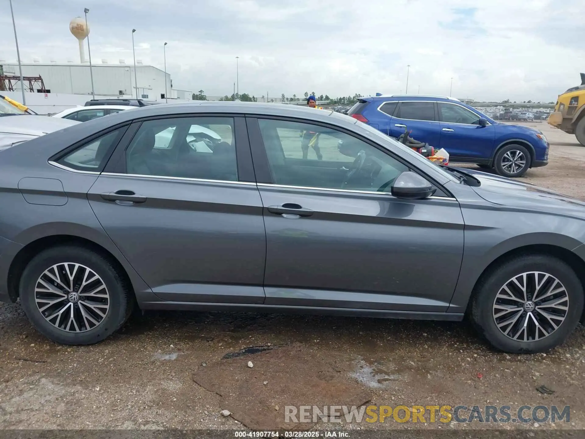 13 Photograph of a damaged car 3VWCB7BU2KM185617 VOLKSWAGEN JETTA 2019
