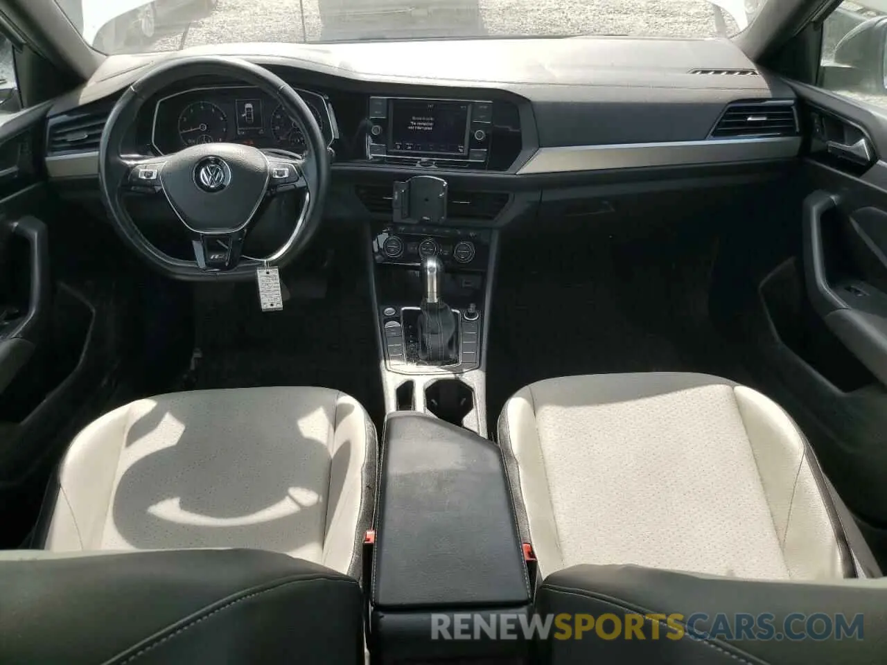 8 Photograph of a damaged car 3VWCB7BU2KM210192 VOLKSWAGEN JETTA 2019