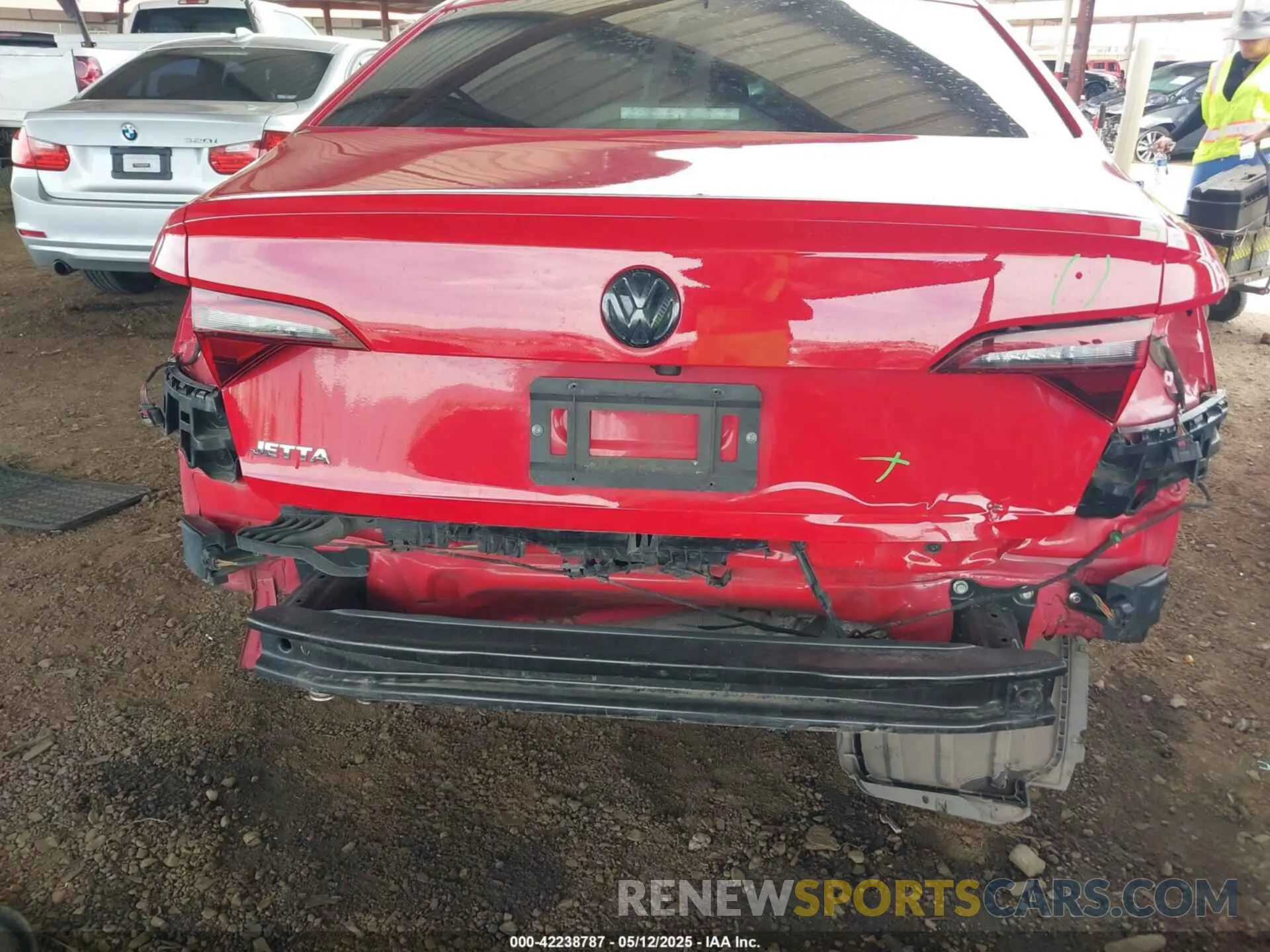 18 Photograph of a damaged car 3VWCB7BU3KM162248 VOLKSWAGEN JETTA 2019