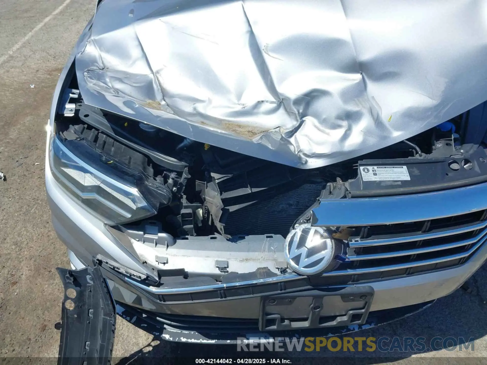 6 Photograph of a damaged car 3VWCB7BU3KM174206 VOLKSWAGEN JETTA 2019