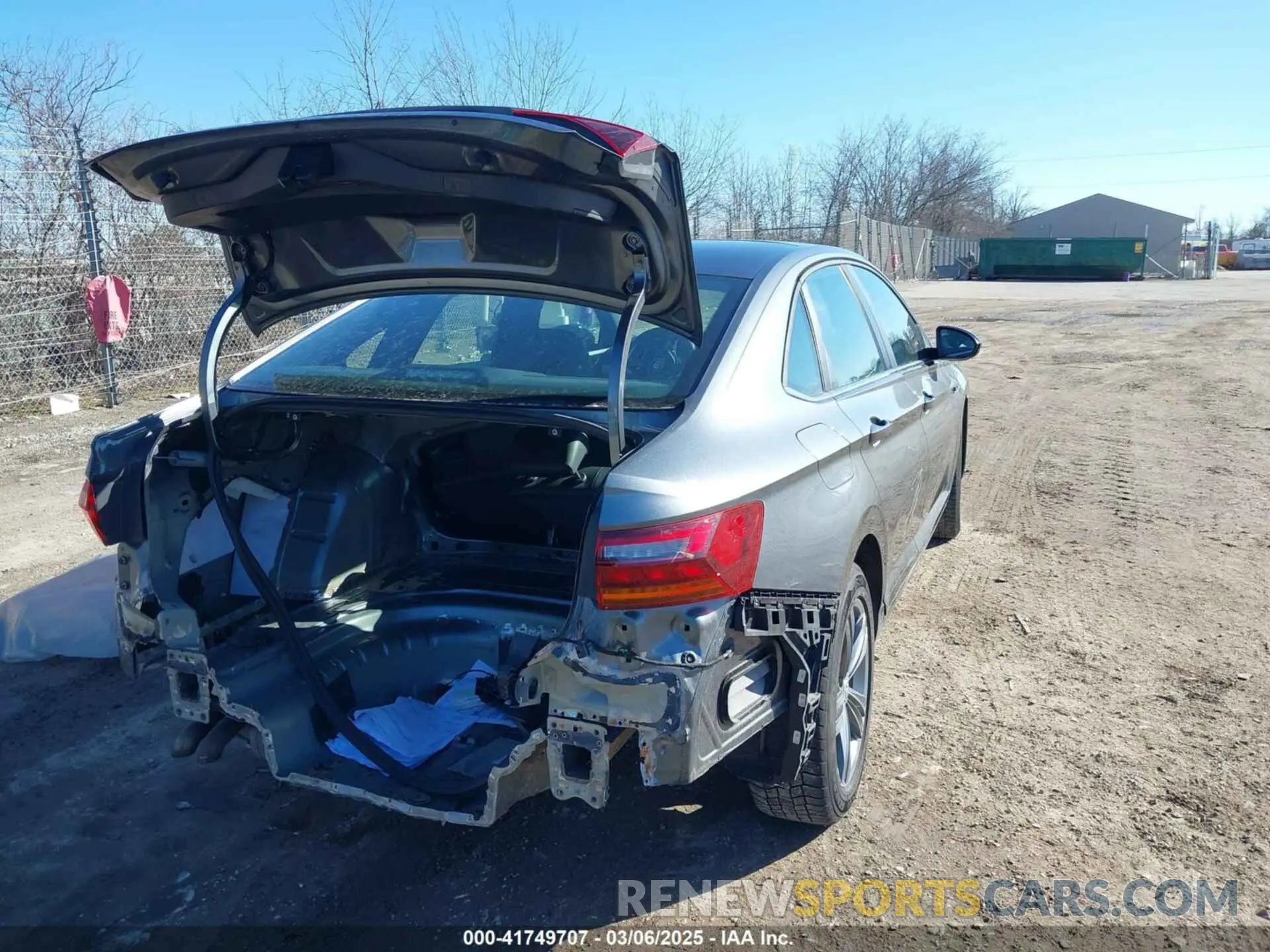 4 Photograph of a damaged car 3VWCB7BU3KM202358 VOLKSWAGEN JETTA 2019
