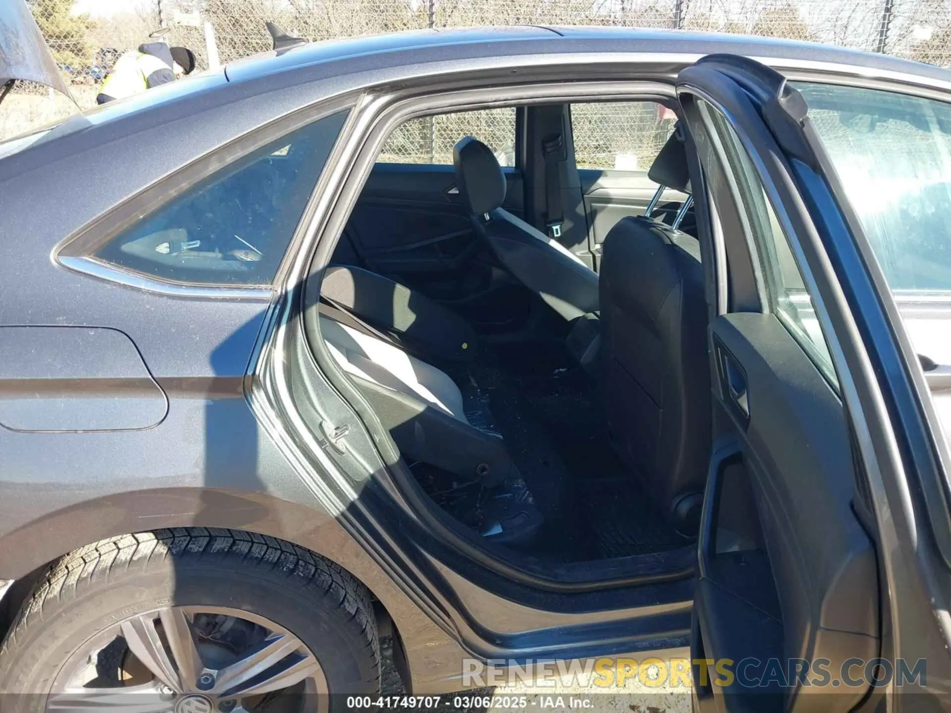 8 Photograph of a damaged car 3VWCB7BU3KM202358 VOLKSWAGEN JETTA 2019