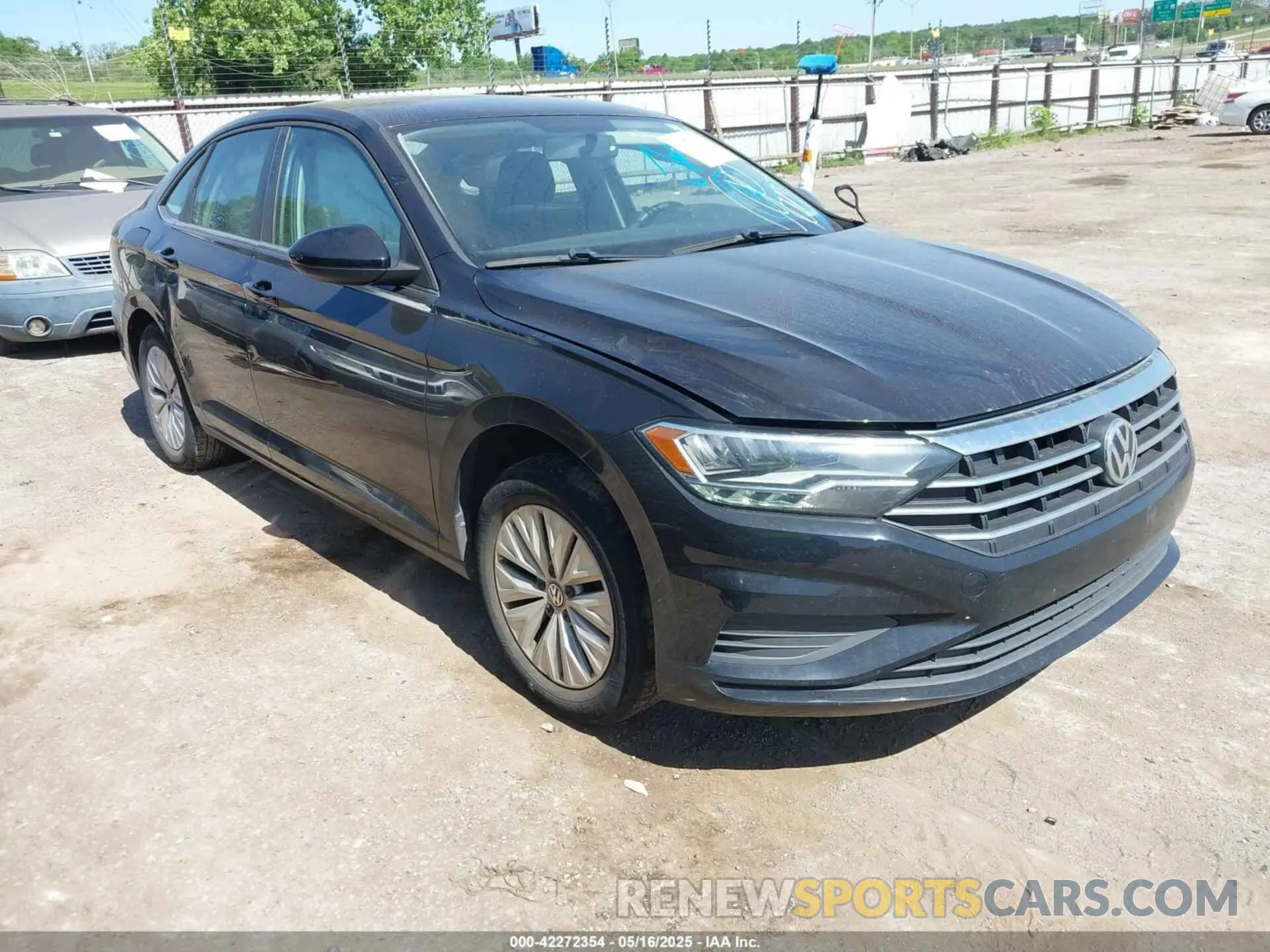 1 Photograph of a damaged car 3VWCB7BU5KM127792 VOLKSWAGEN JETTA 2019