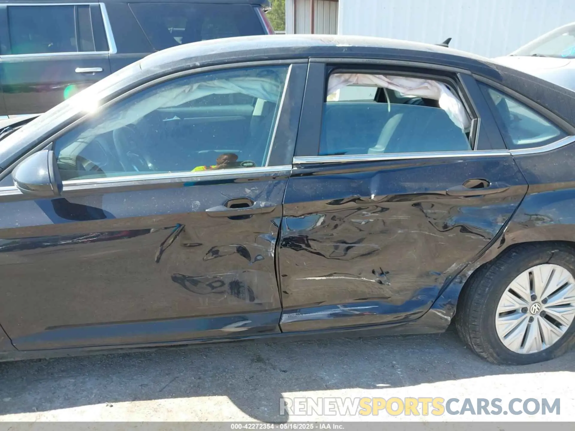 6 Photograph of a damaged car 3VWCB7BU5KM127792 VOLKSWAGEN JETTA 2019