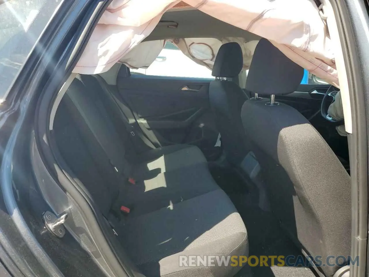10 Фотография поврежденного автомобиля 3VWCB7BU5KM243655 VOLKSWAGEN JETTA 2019