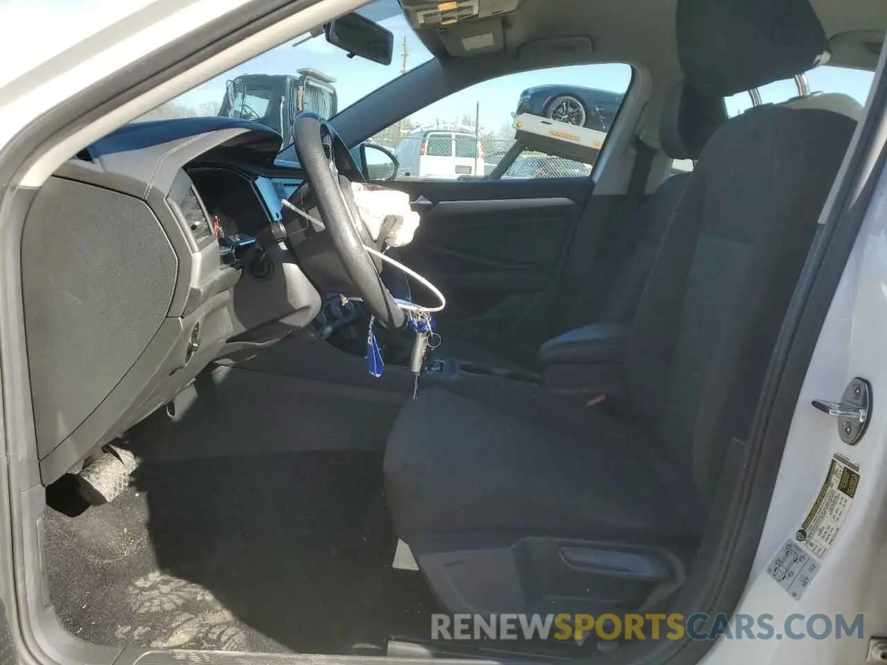 7 Photograph of a damaged car 3VWCB7BU5KM267843 VOLKSWAGEN JETTA 2019