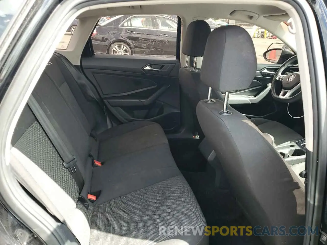 10 Photograph of a damaged car 3VWCB7BU6KM128837 VOLKSWAGEN JETTA 2019