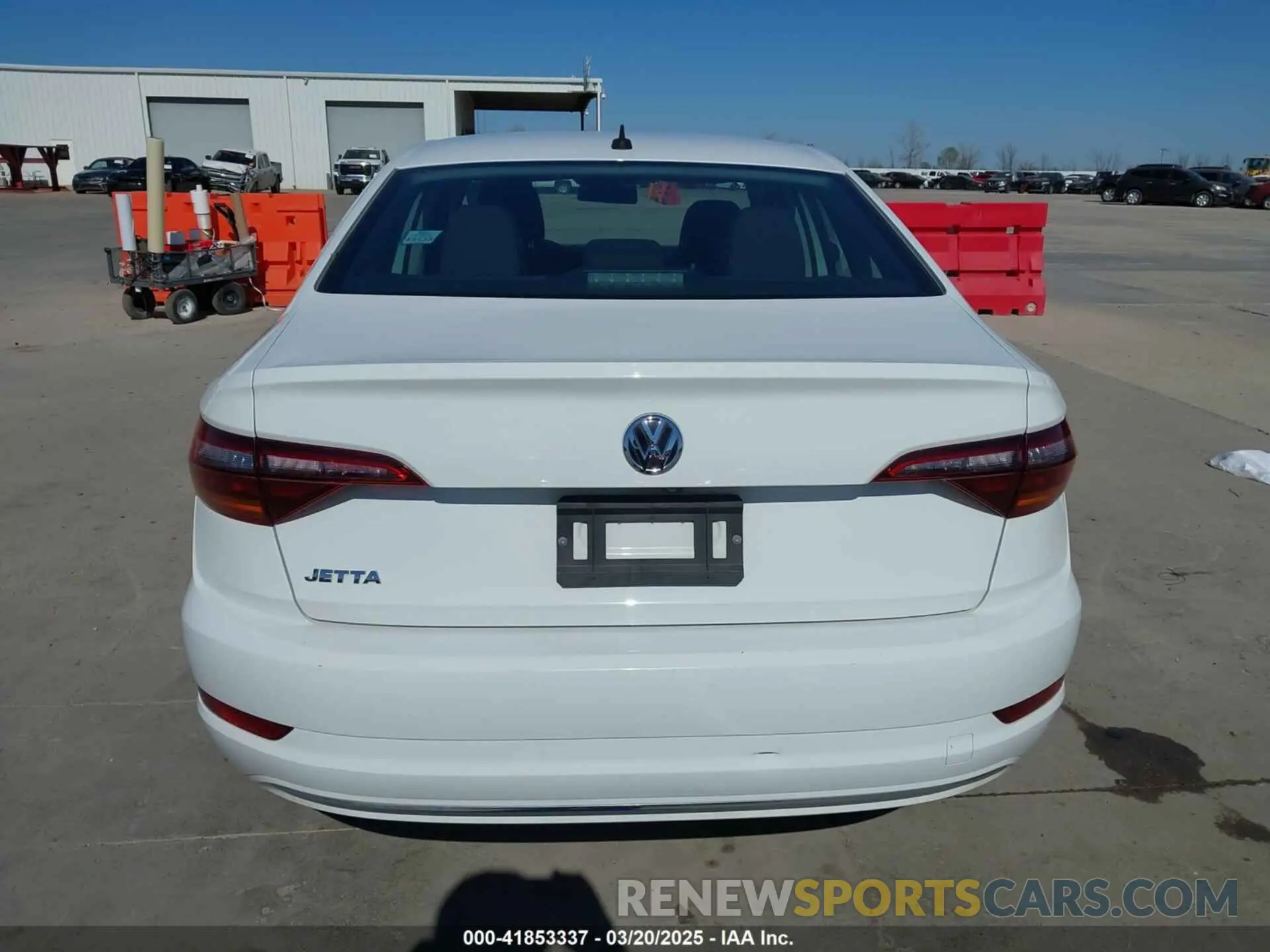 17 Photograph of a damaged car 3VWCB7BU6KM130183 VOLKSWAGEN JETTA 2019