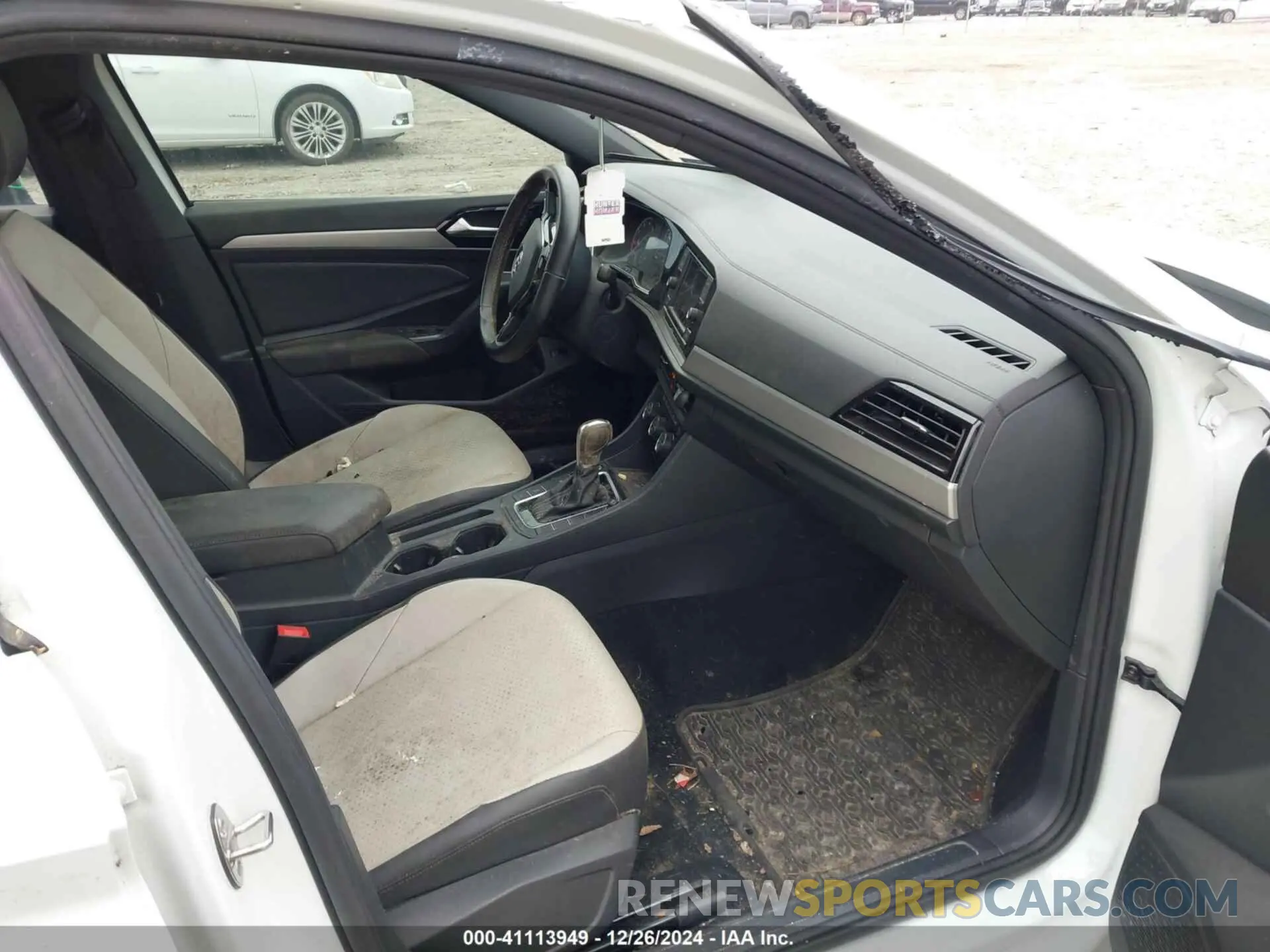 5 Photograph of a damaged car 3VWCB7BU6KM202788 VOLKSWAGEN JETTA 2019
