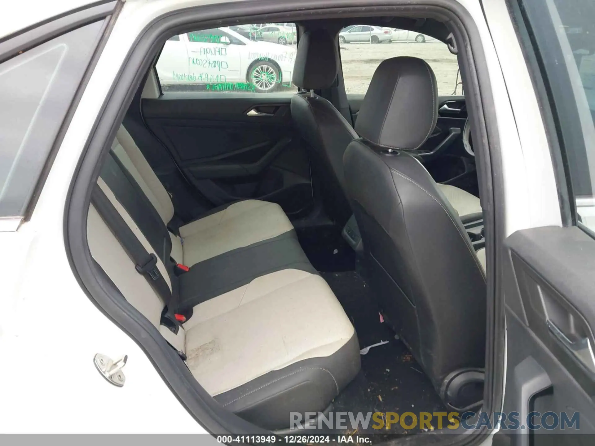8 Photograph of a damaged car 3VWCB7BU6KM202788 VOLKSWAGEN JETTA 2019