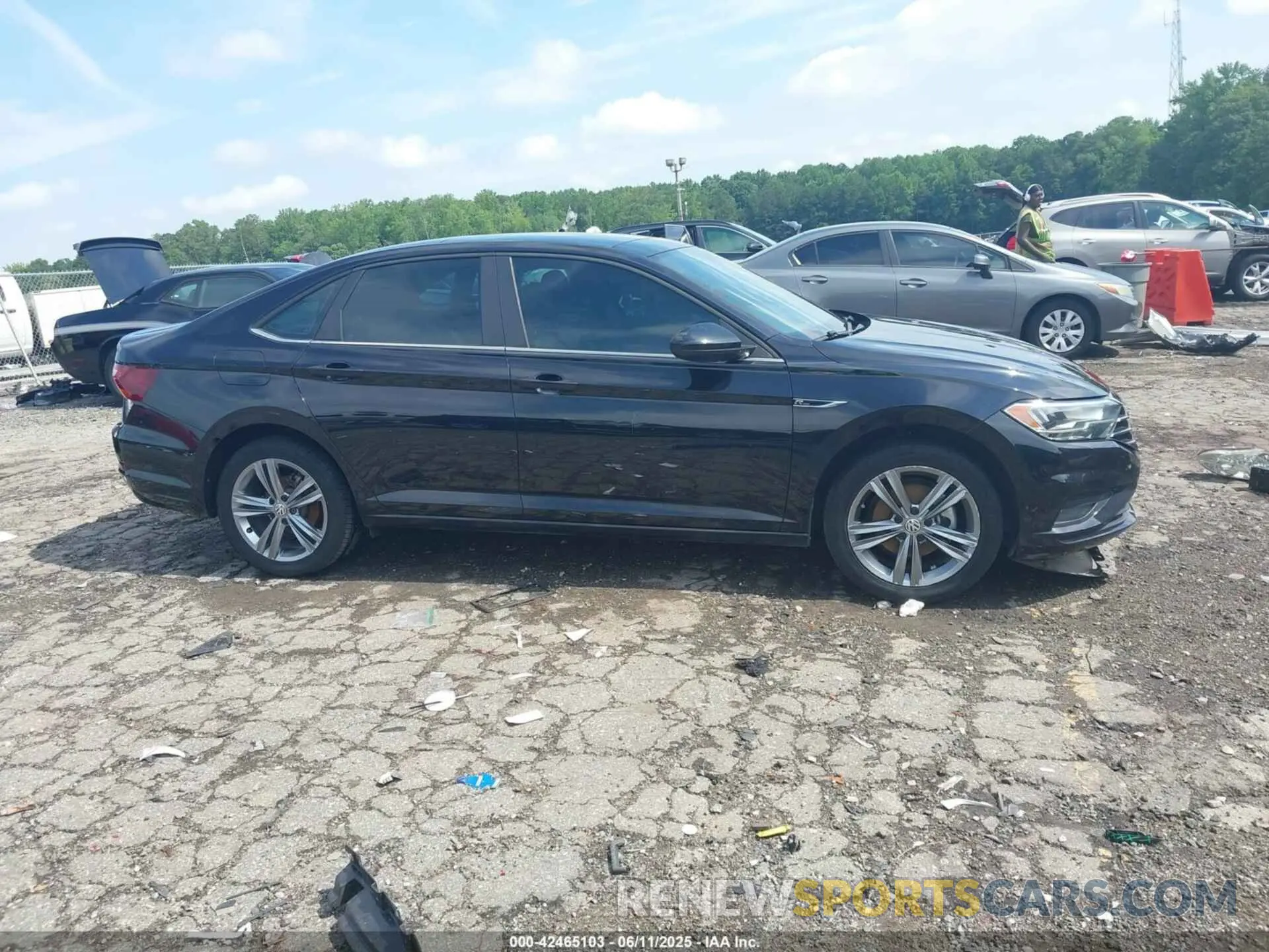 13 Photograph of a damaged car 3VWCB7BU6KM241039 VOLKSWAGEN JETTA 2019