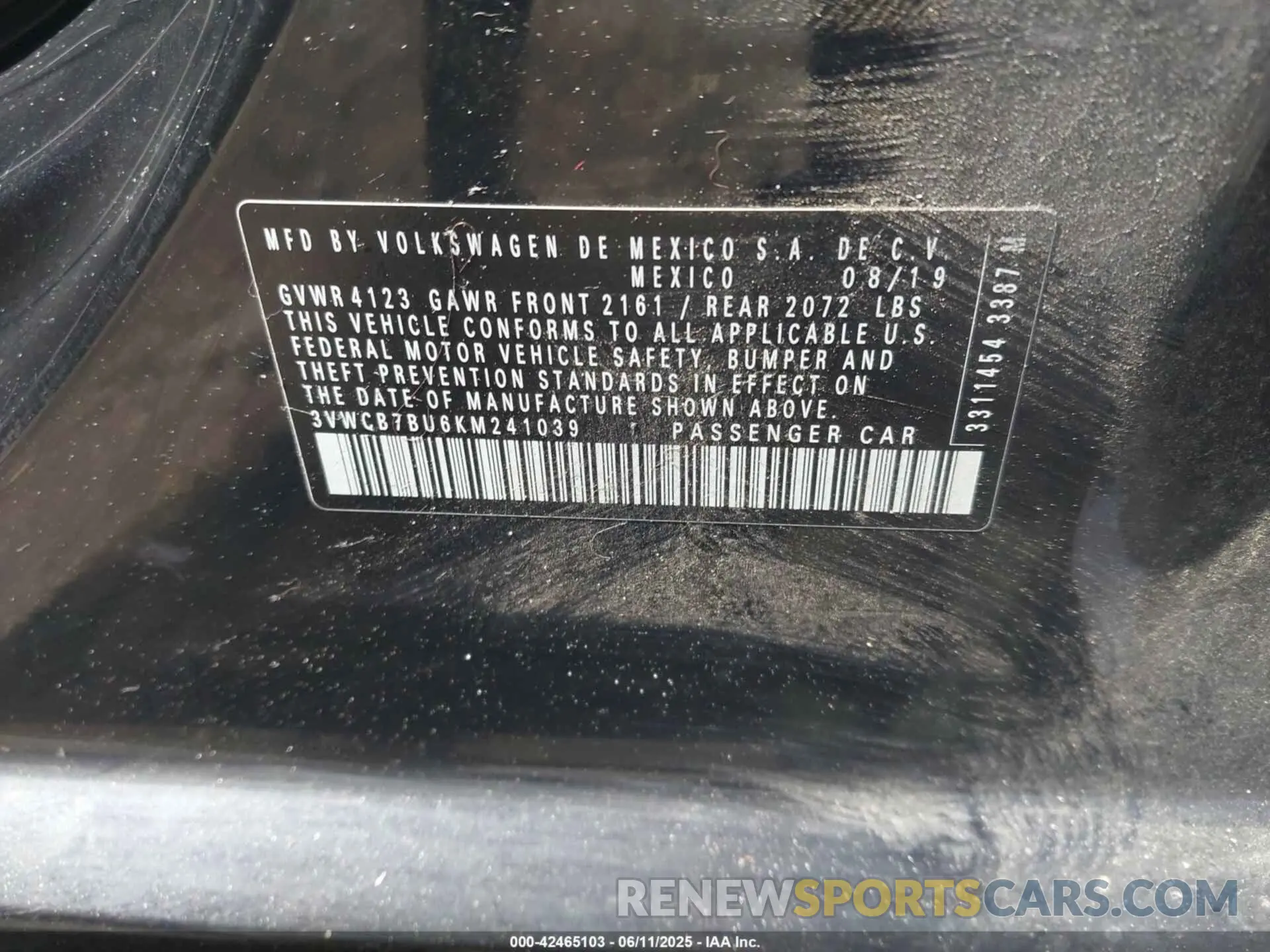 9 Photograph of a damaged car 3VWCB7BU6KM241039 VOLKSWAGEN JETTA 2019