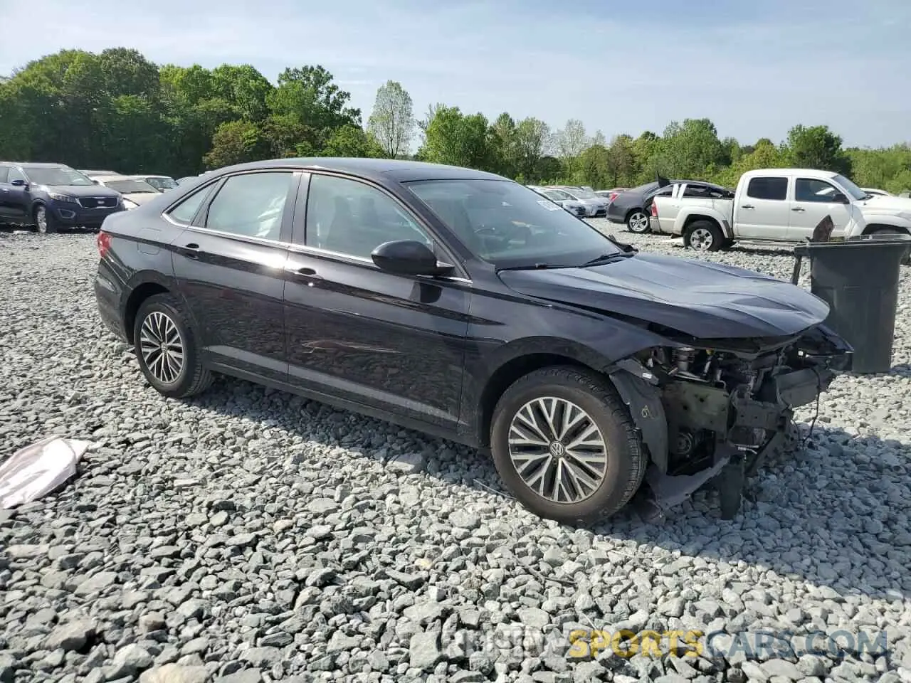 4 Photograph of a damaged car 3VWCB7BU7KM224072 VOLKSWAGEN JETTA 2019