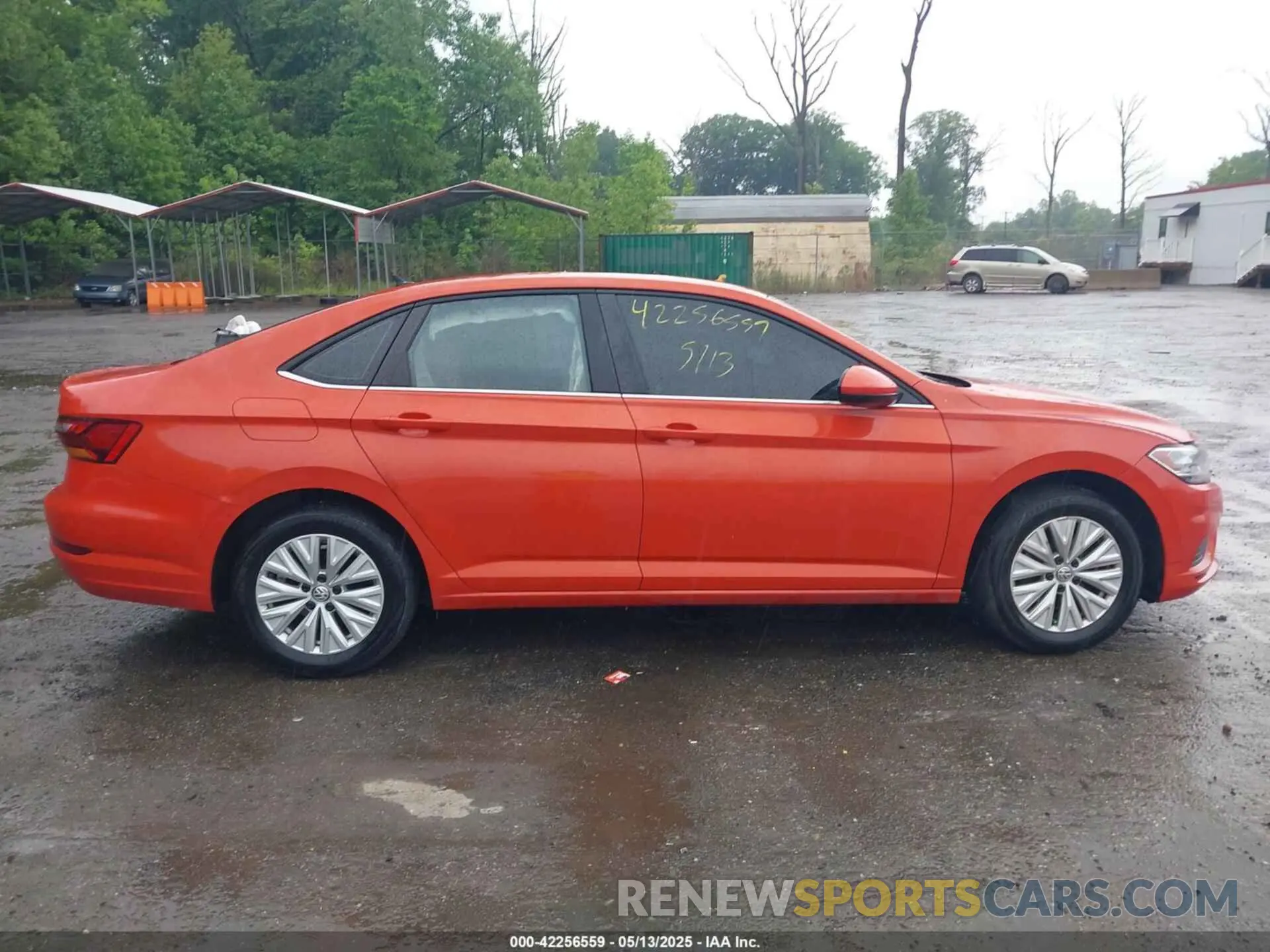 13 Фотография поврежденного автомобиля 3VWCB7BU8KM232522 VOLKSWAGEN JETTA 2019
