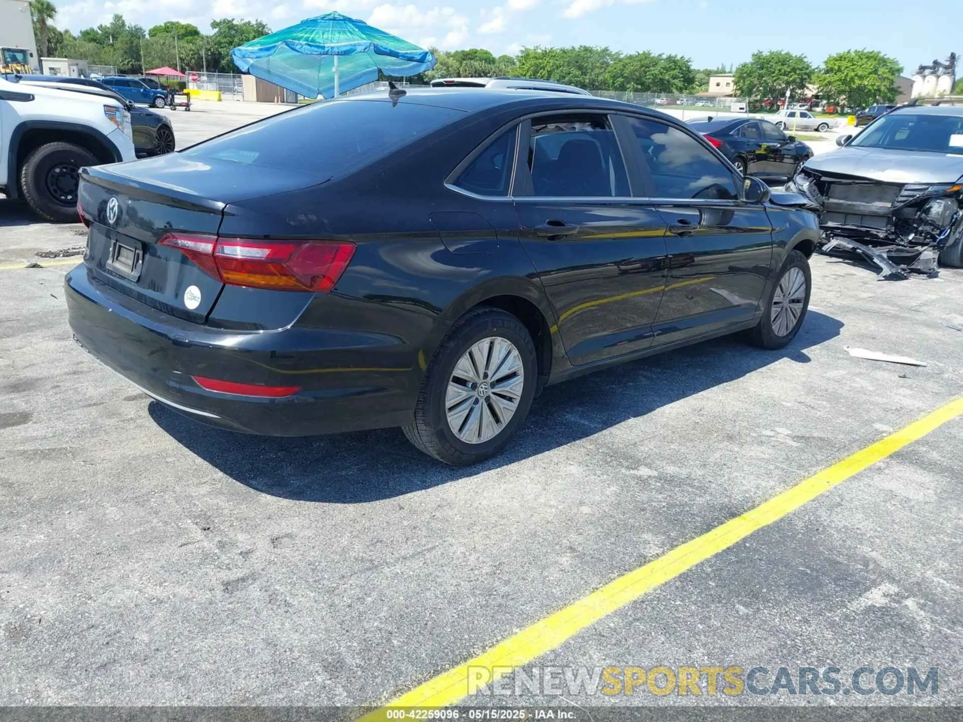 4 Фотография поврежденного автомобиля 3VWCB7BU8KM266072 VOLKSWAGEN JETTA 2019