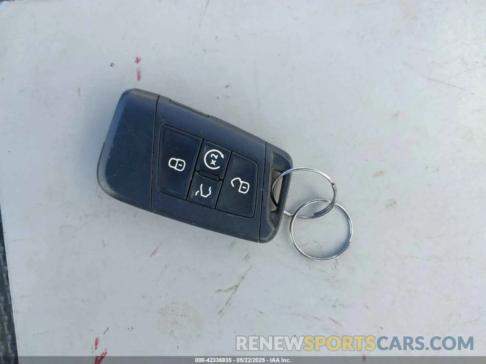 11 Photograph of a damaged car 3VWCB7BU9KM250267 VOLKSWAGEN JETTA 2019