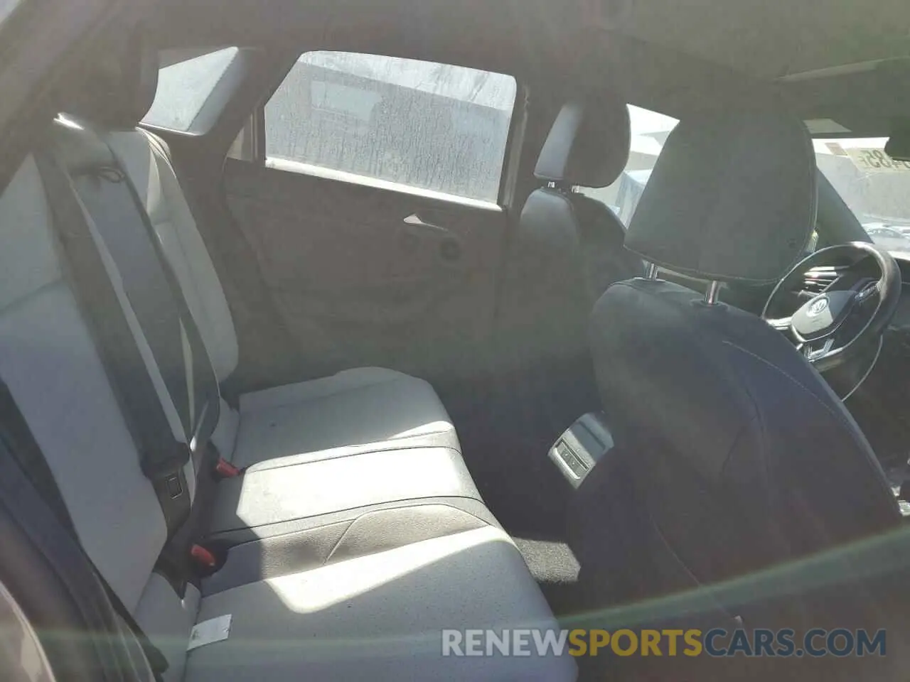 11 Фотография поврежденного автомобиля 3VWCB7BU9KM272964 VOLKSWAGEN JETTA 2019