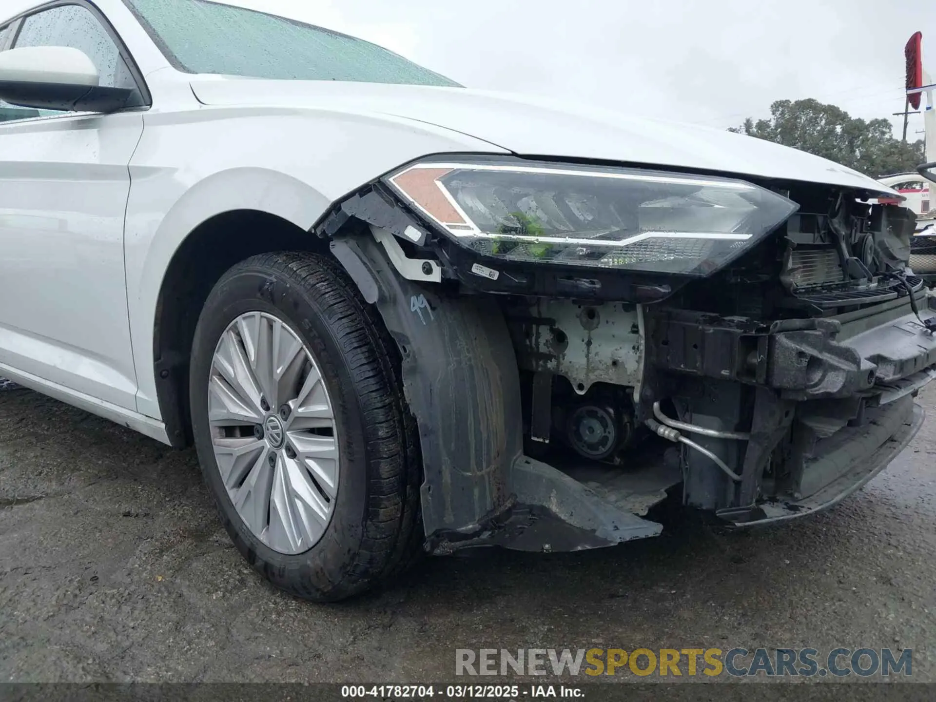 19 Photograph of a damaged car 3VWCB7BUXKM167737 VOLKSWAGEN JETTA 2019