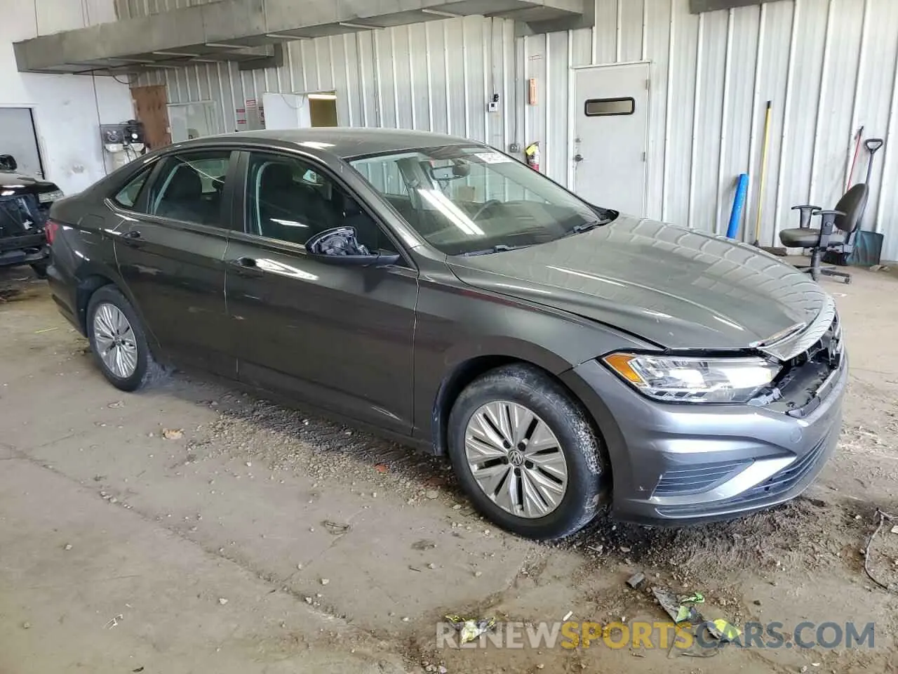 4 Photograph of a damaged car 3VWCB7BUXKM249337 VOLKSWAGEN JETTA 2019