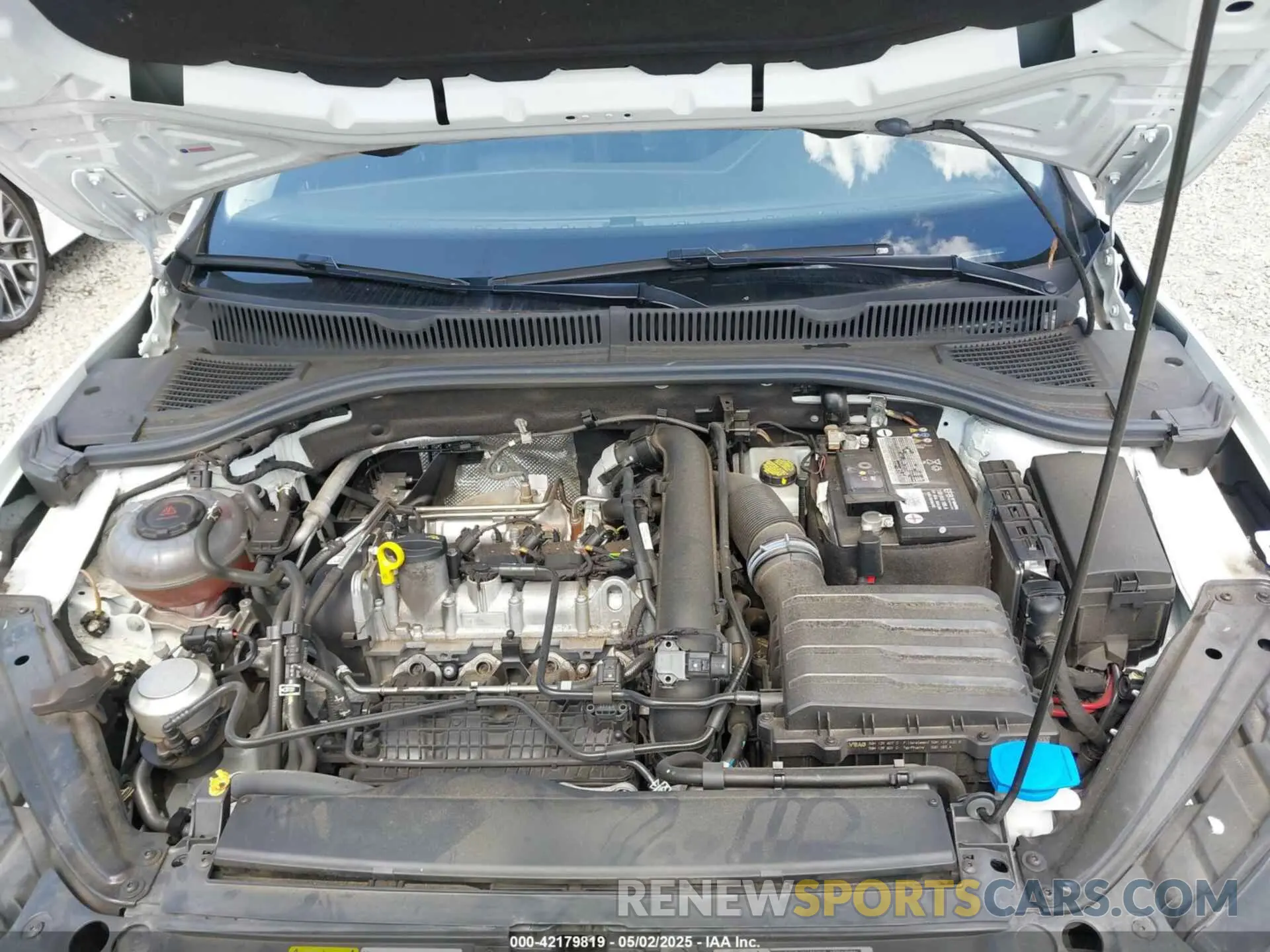 10 Photograph of a damaged car 3VWE57BU1KM111170 VOLKSWAGEN JETTA 2019