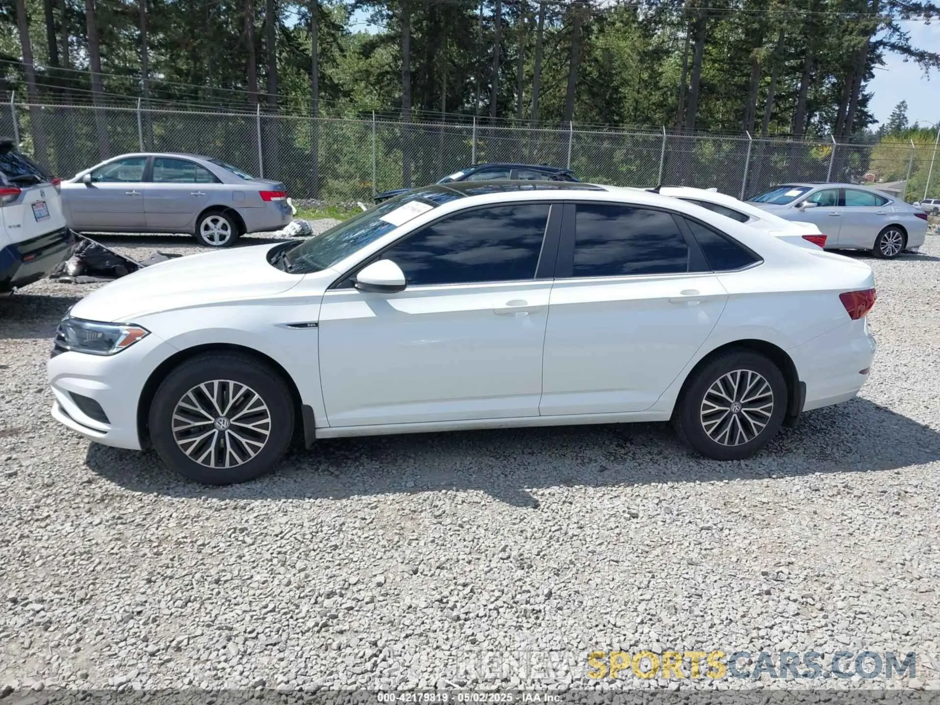 14 Photograph of a damaged car 3VWE57BU1KM111170 VOLKSWAGEN JETTA 2019