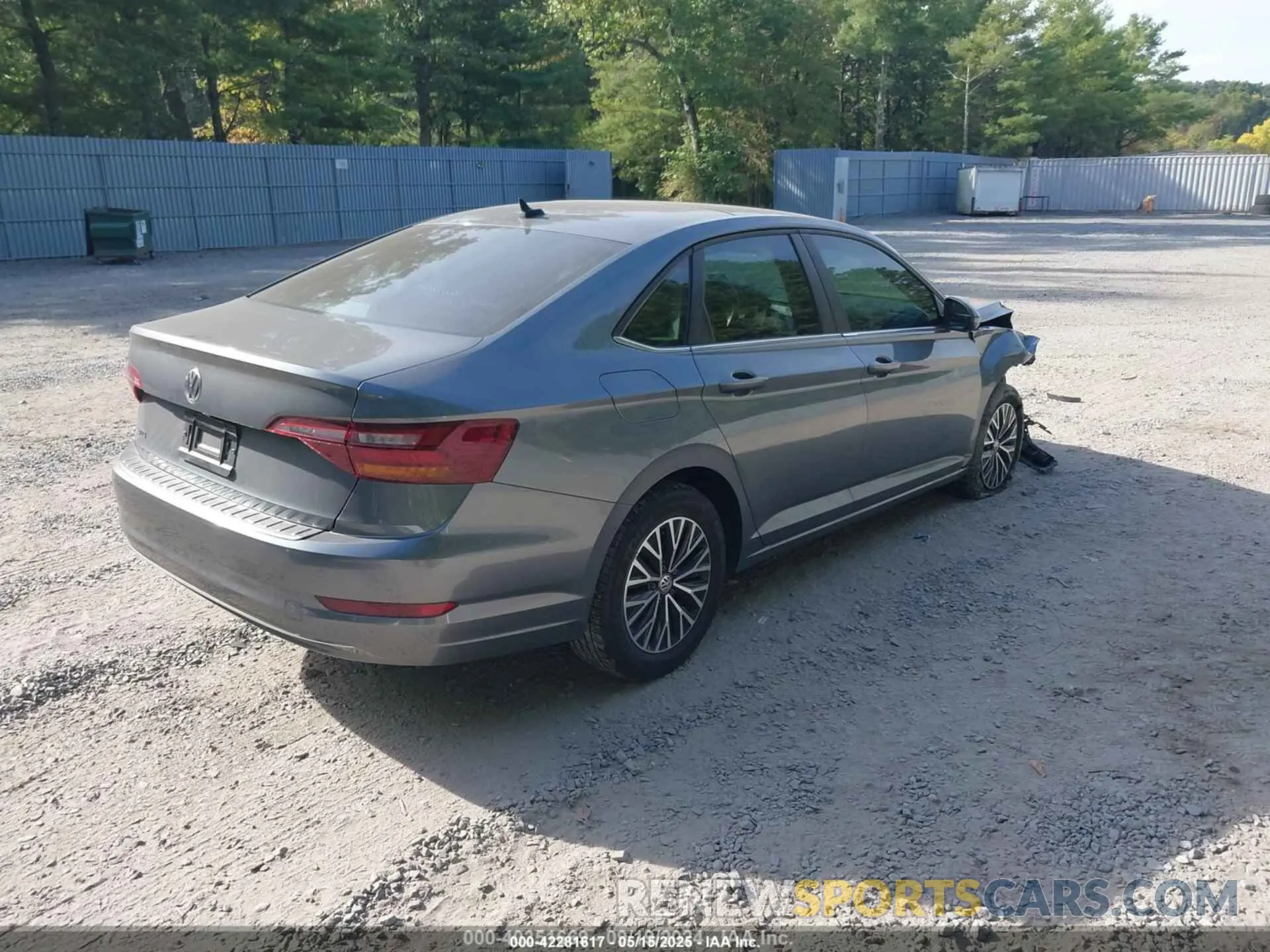4 Photograph of a damaged car 3VWE57BU2KM110724 VOLKSWAGEN JETTA 2019