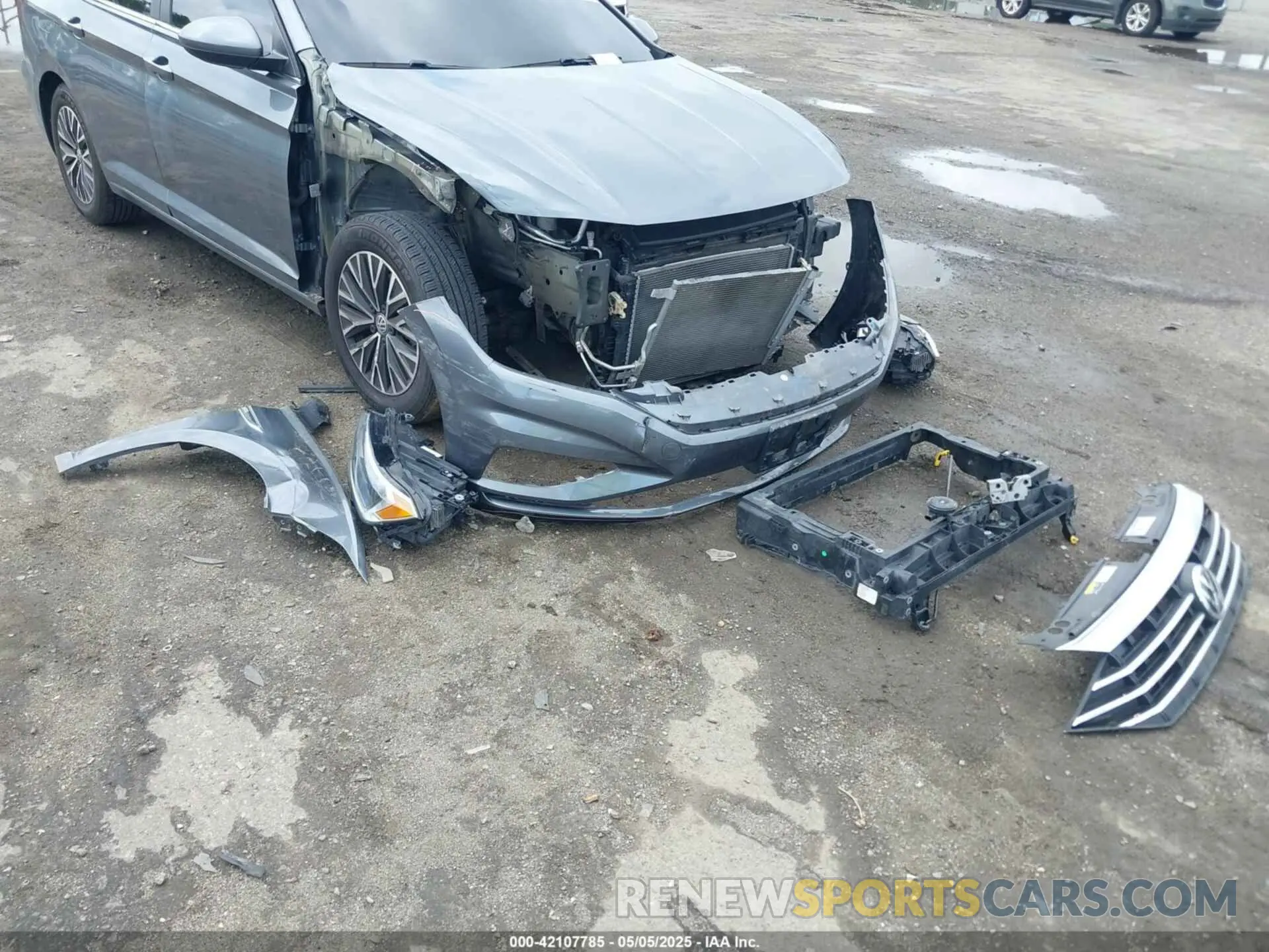12 Photograph of a damaged car 3VWE57BU3KM062523 VOLKSWAGEN JETTA 2019