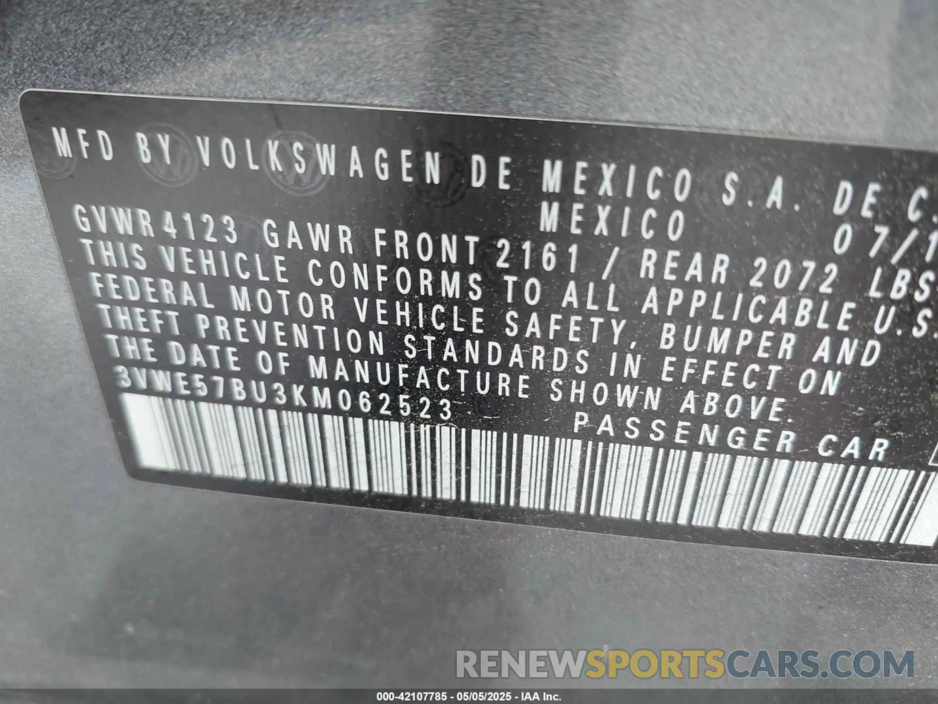 9 Photograph of a damaged car 3VWE57BU3KM062523 VOLKSWAGEN JETTA 2019