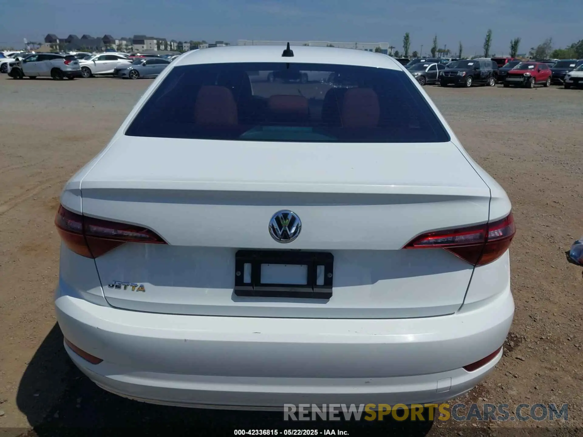 16 Photograph of a damaged car 3VWE57BU5KM078898 VOLKSWAGEN JETTA 2019
