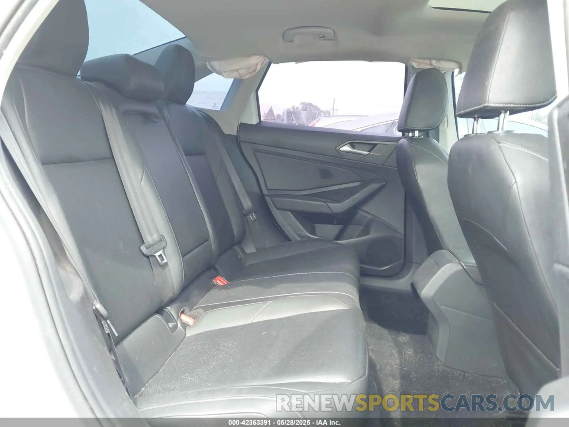 8 Photograph of a damaged car 3VWE57BU7KM052772 VOLKSWAGEN JETTA 2019