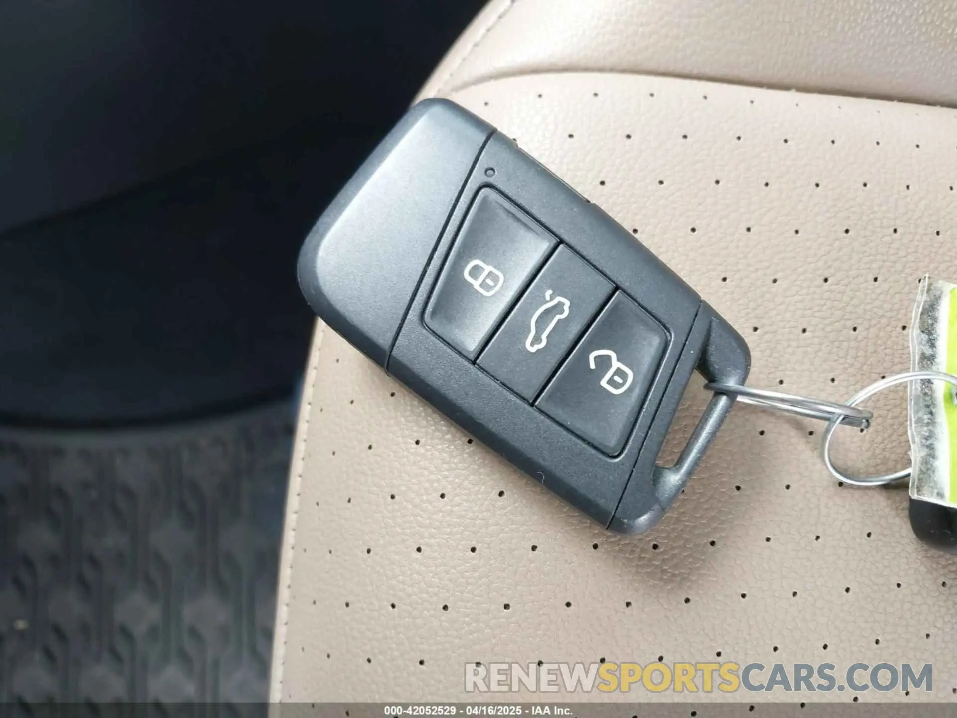 11 Фотография поврежденного автомобиля 3VWE57BU8KM115524 VOLKSWAGEN JETTA 2019
